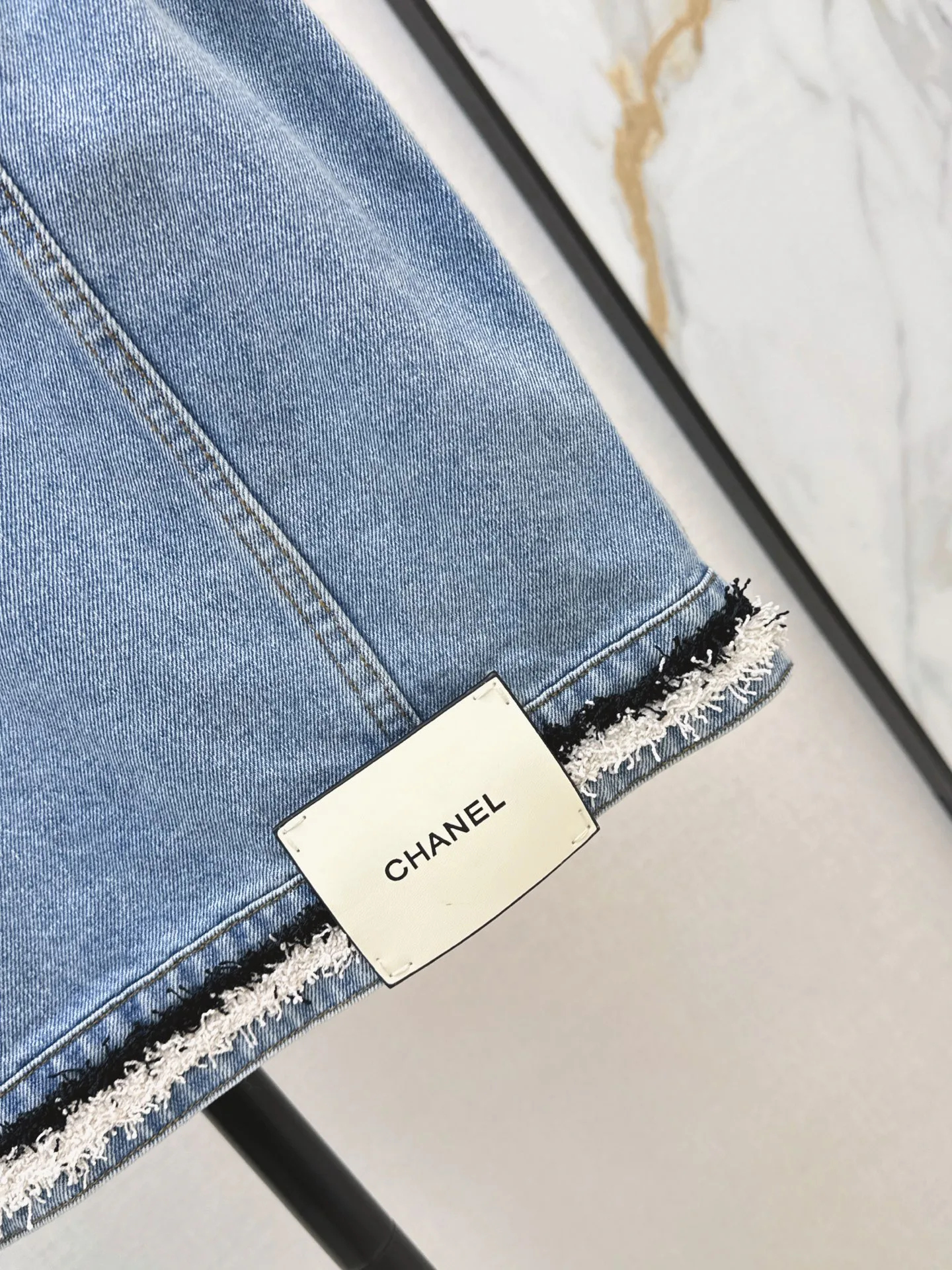 Жилеты Женские Chanel 18734512