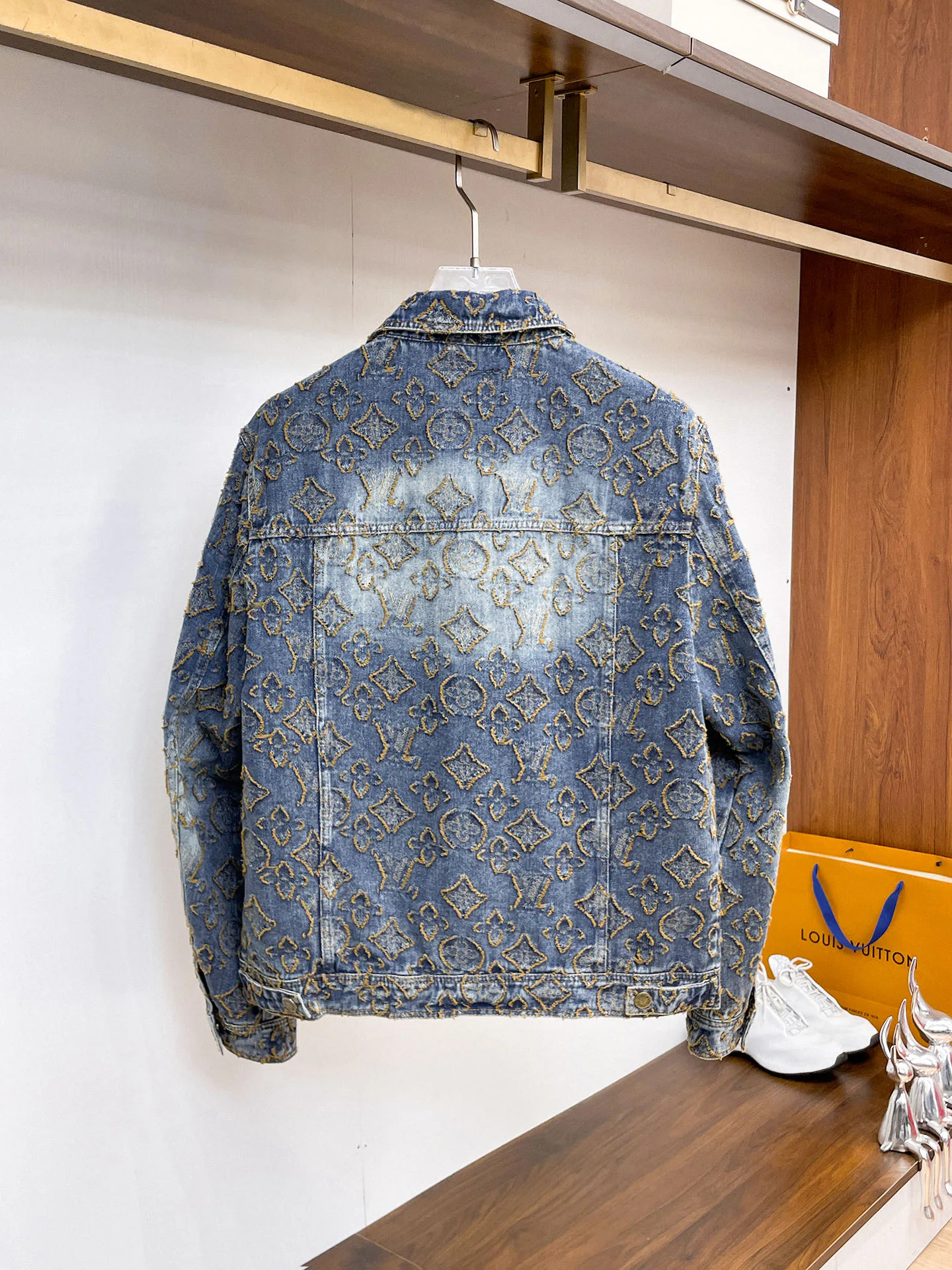 Куртки И Пуховики Мужские Louis Vuitton 18197210