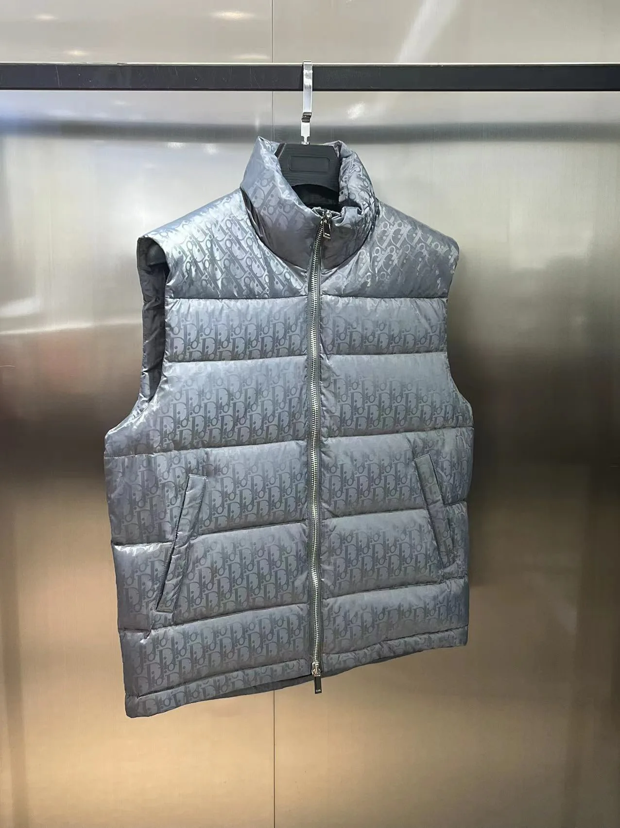 Жилеты Женские Christian Dior 18129887