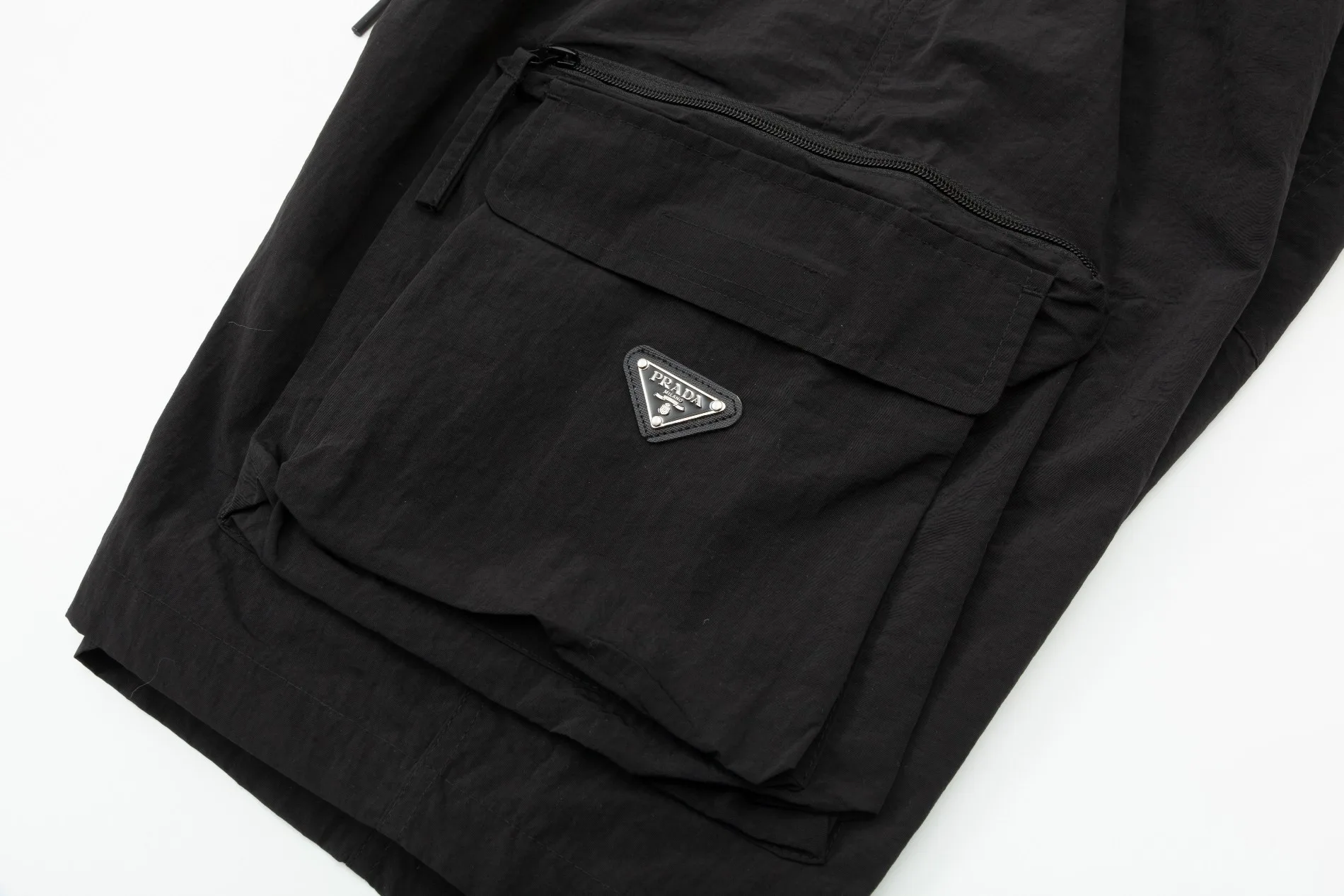 Шорты Мужские Prada 12953956