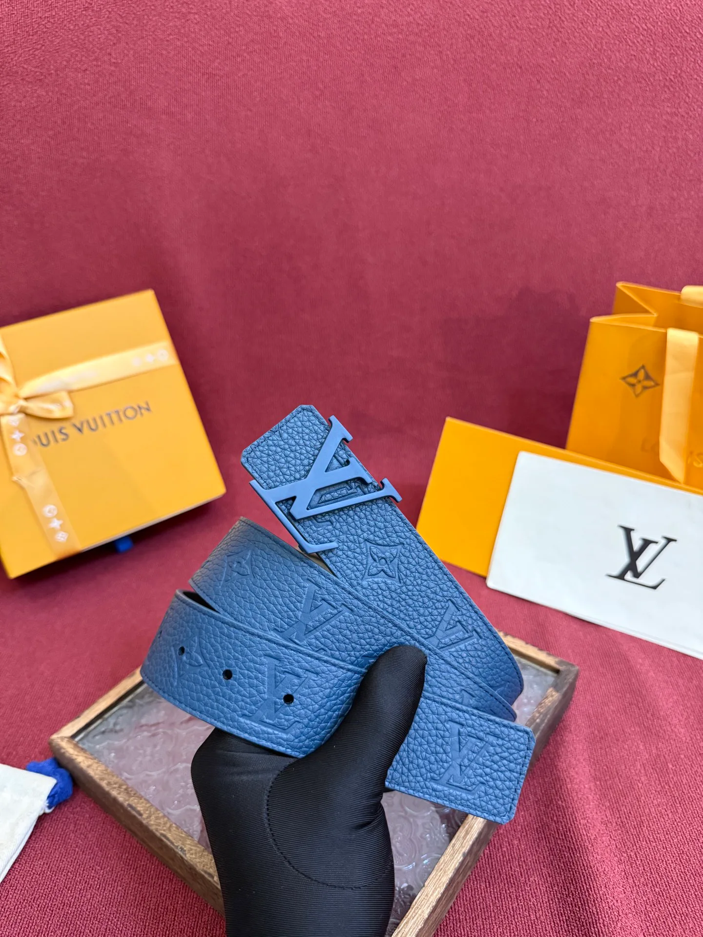 Ремни Louis Vuitton 5070289