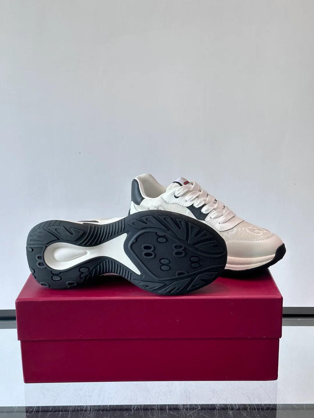 Кроссовки Мужские Gucci 3430321