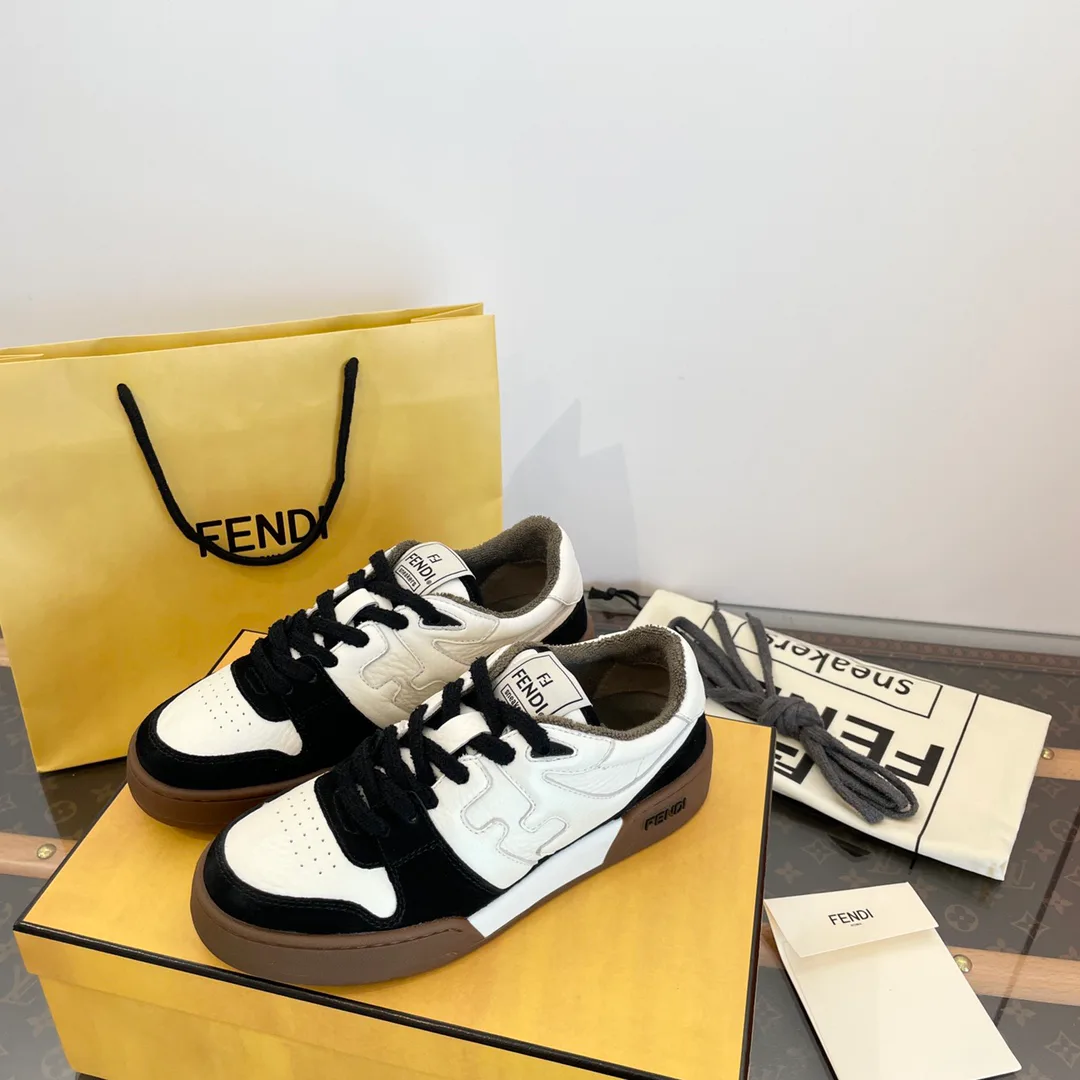 Кроссовки Женские Fendi 11161940