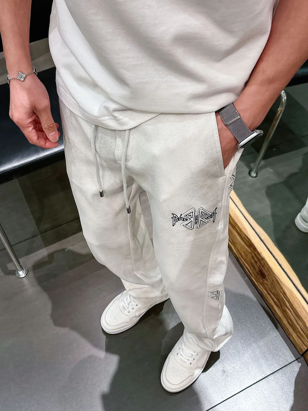 Брюки Мужские Balenciaga 13237713