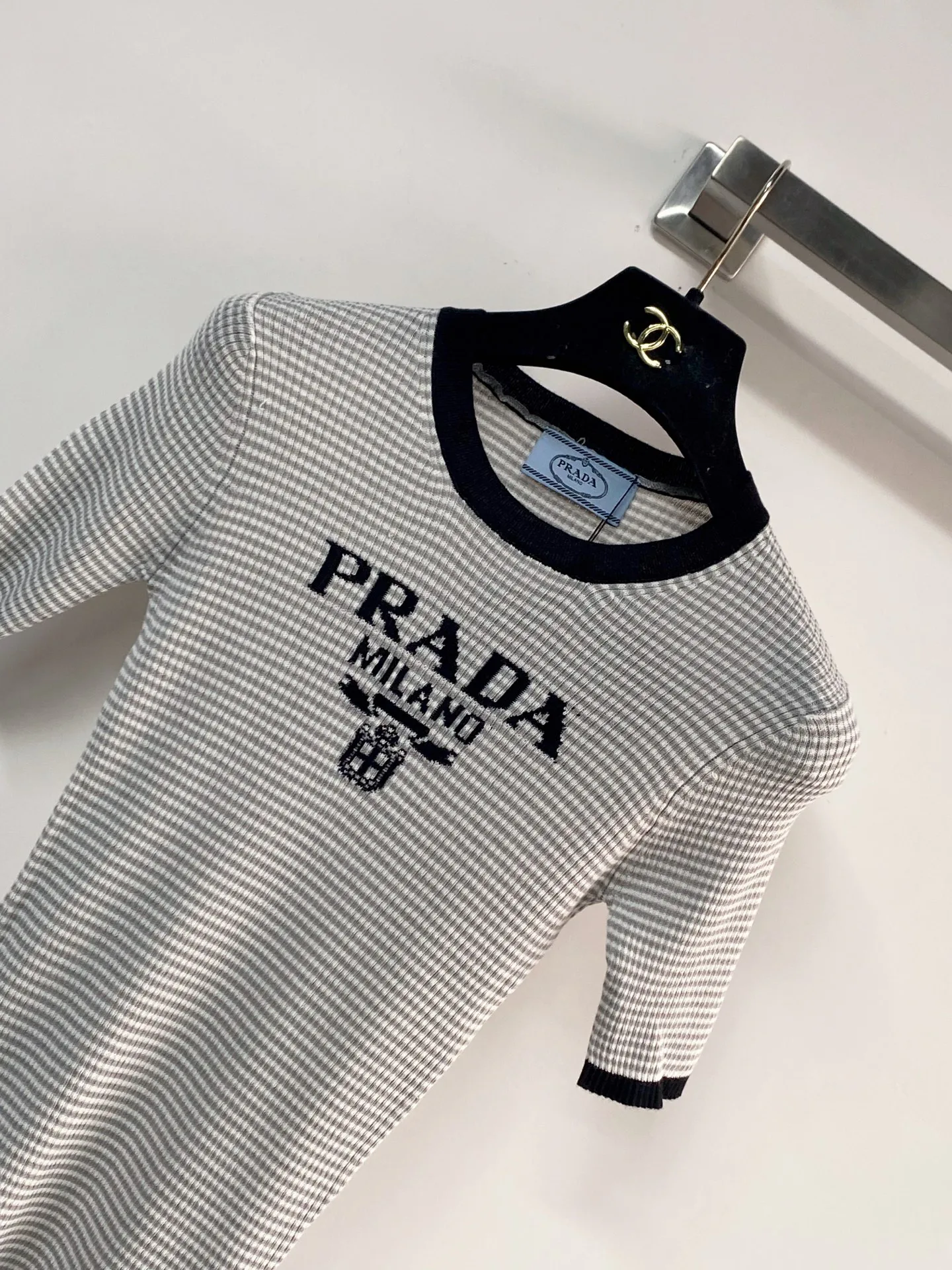 Футболки Женские Prada 12935811