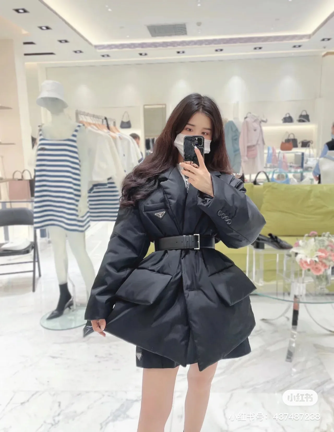 Куртки И Пуховики Женские Prada 18298614