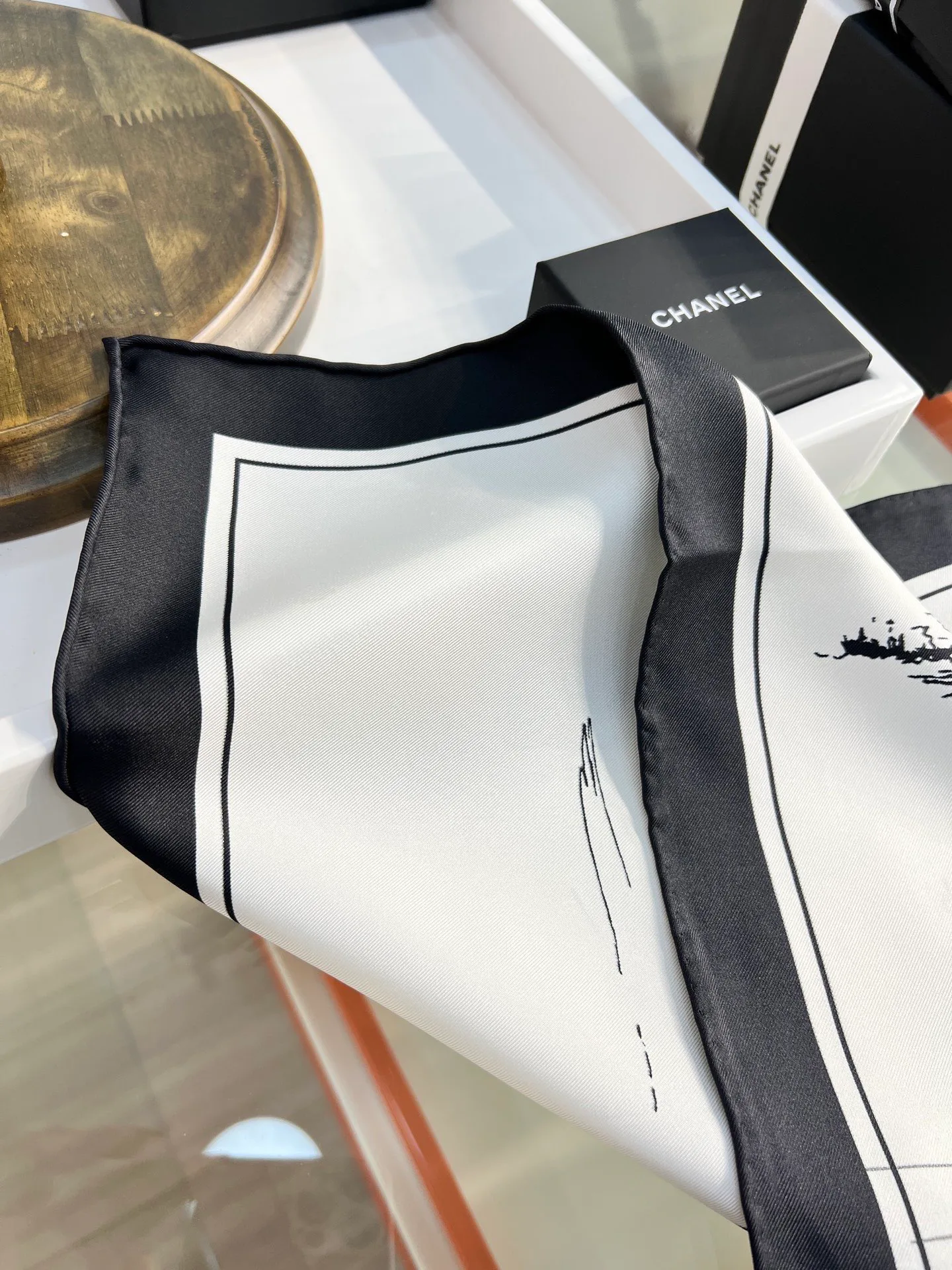 Платки Chanel 11722447