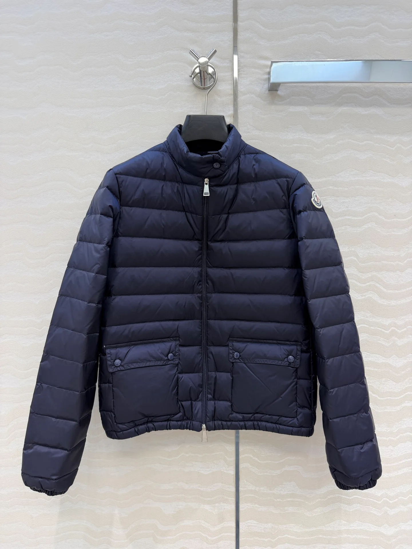 Куртки И Пуховики Женские Moncler 18402512