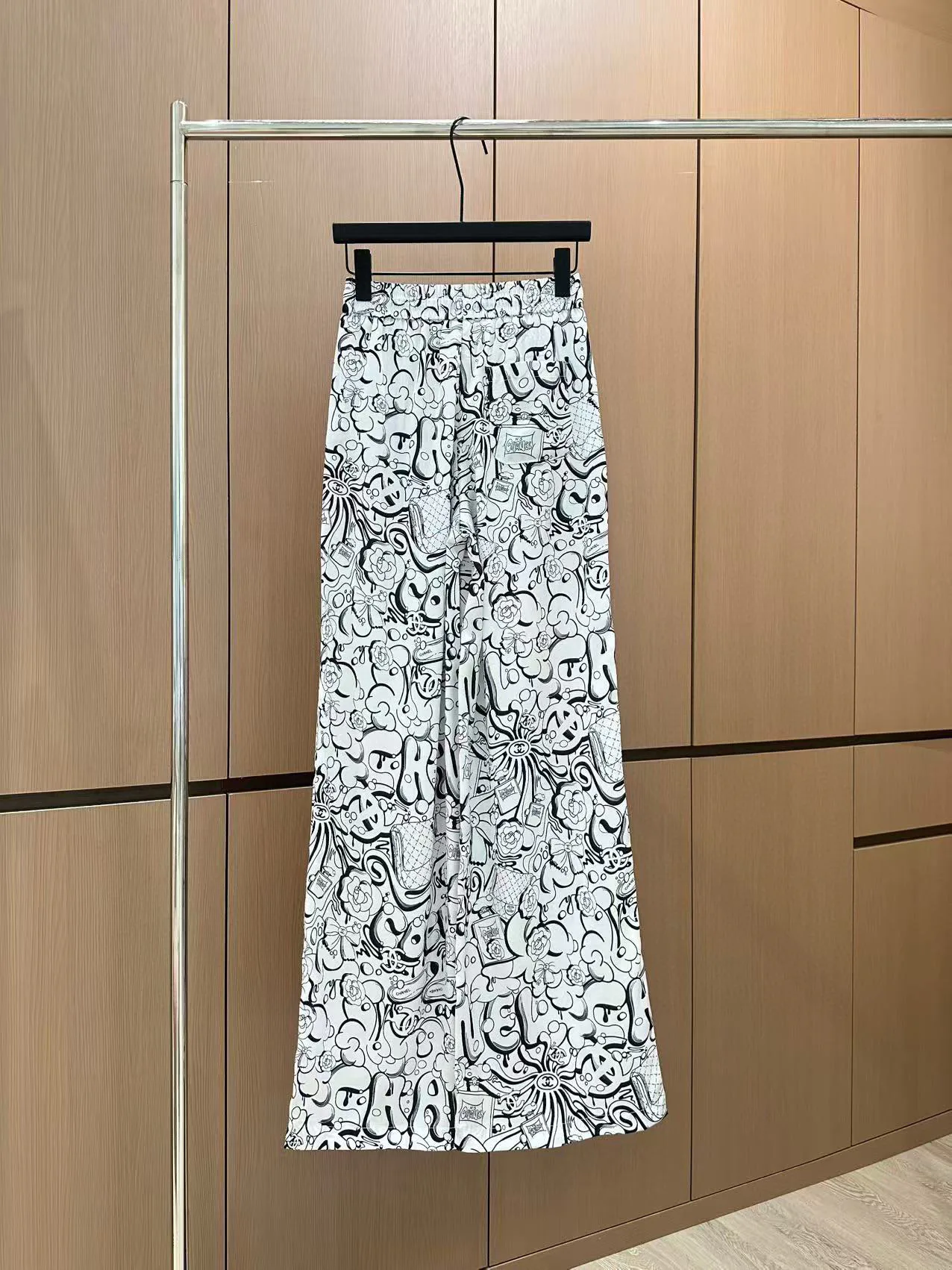 Брюки Женские Chanel 11491424