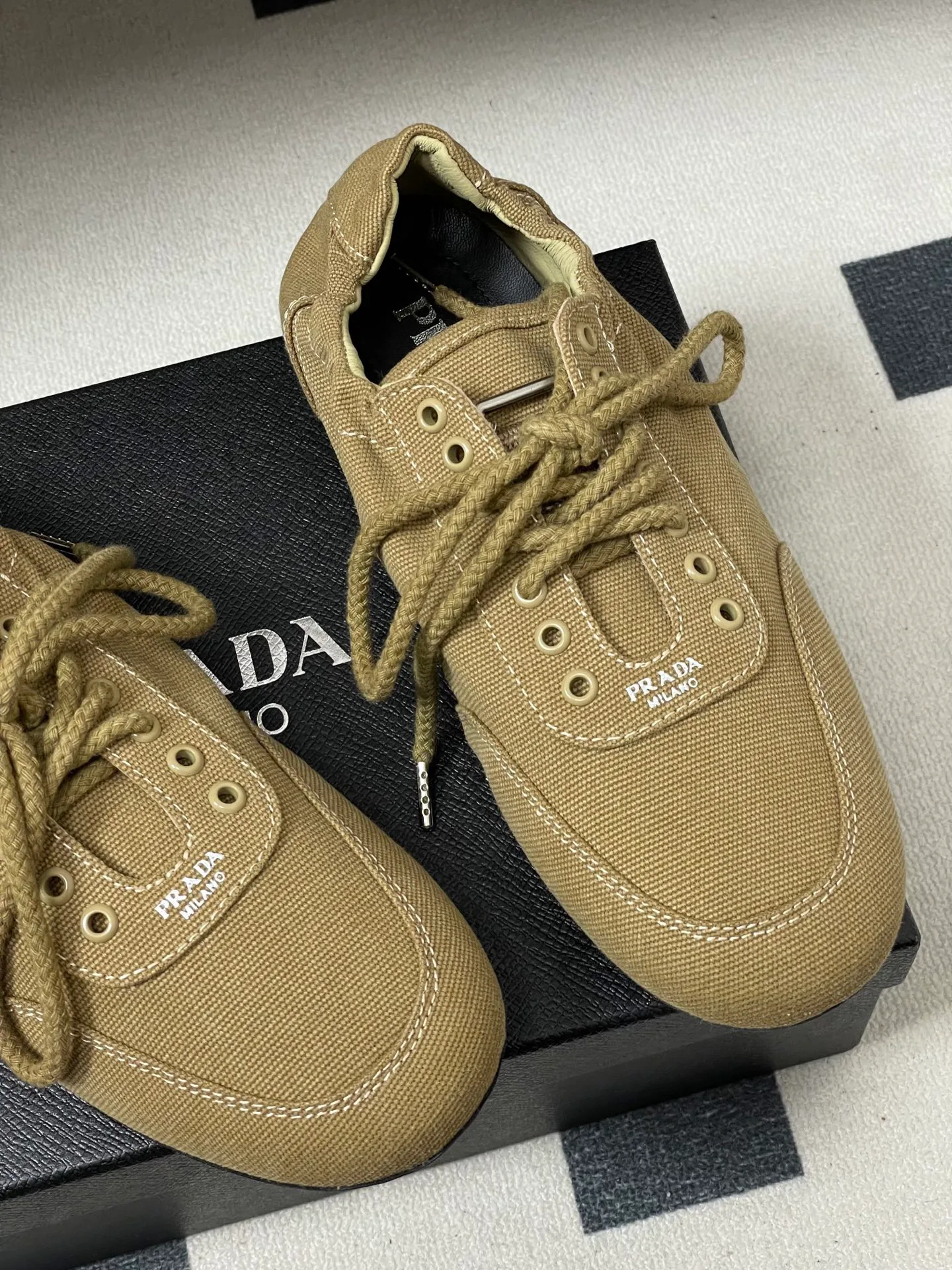 Кеды Женские Prada 11160256