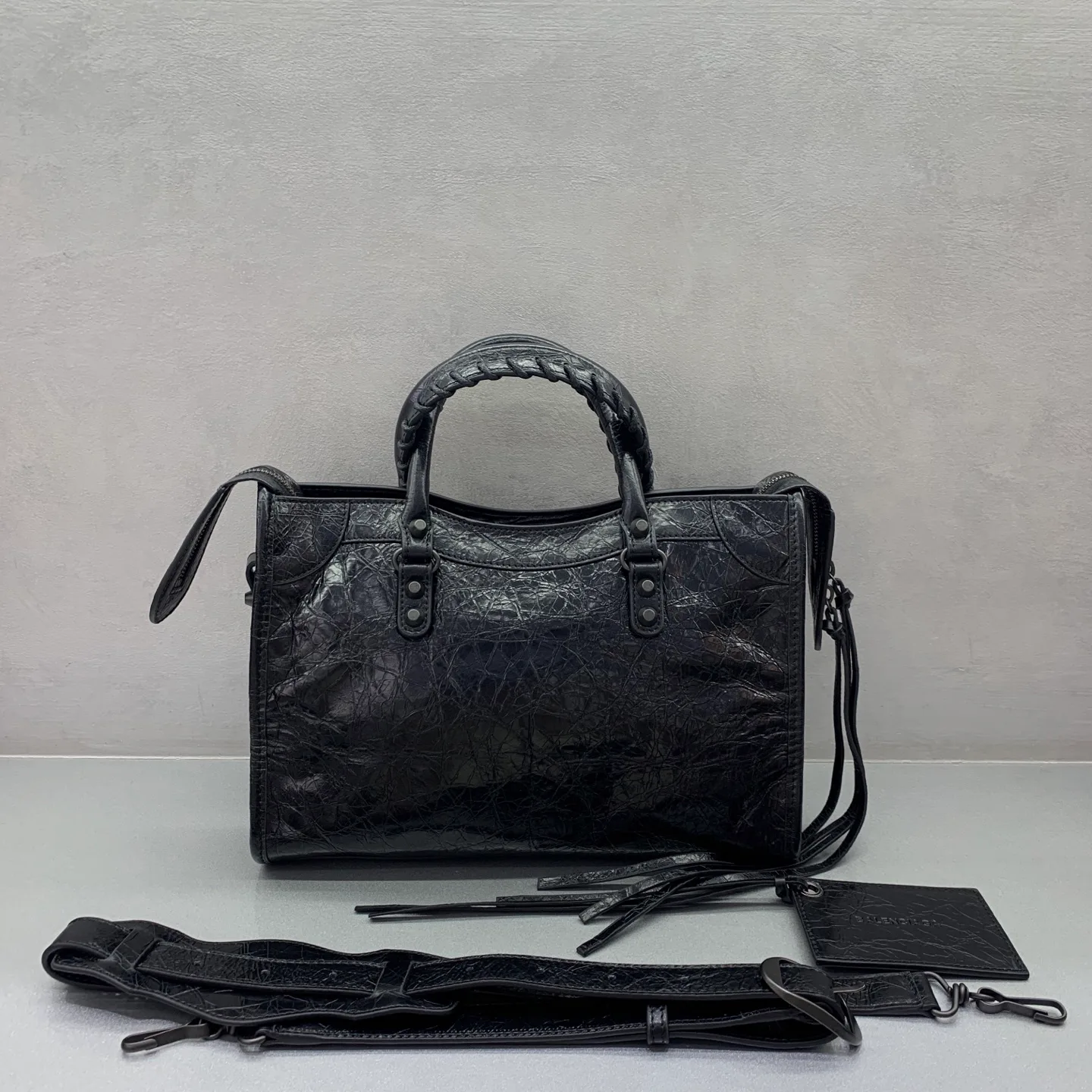 Классические Сумки Женские Balenciaga 18135977
