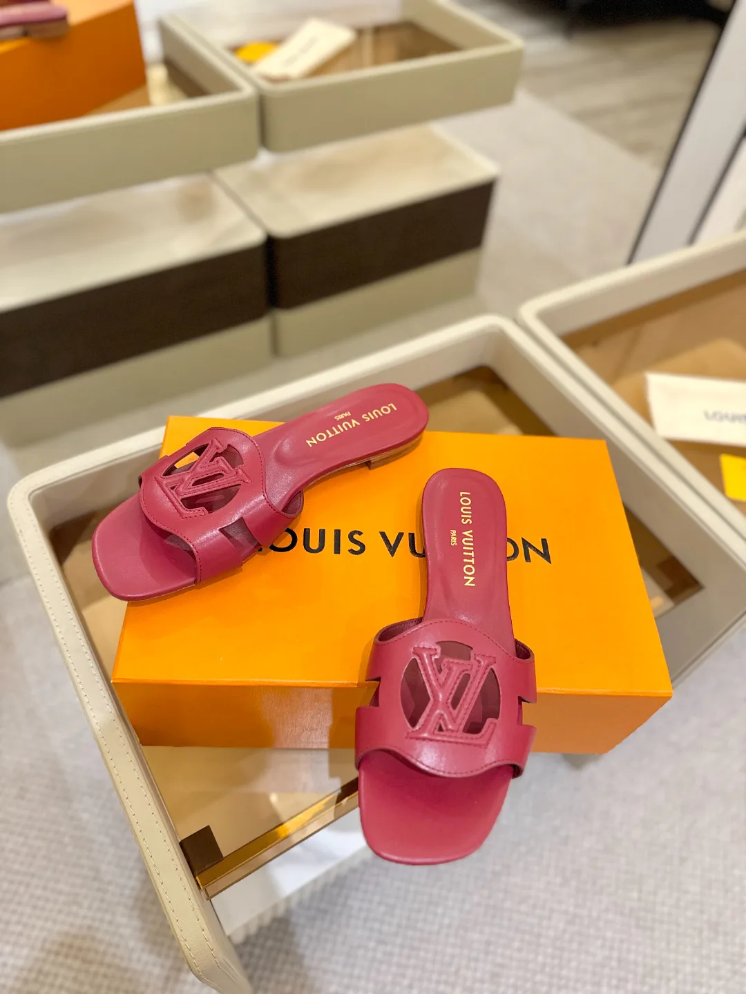 Сандалии Женские Louis Vuitton 9623533