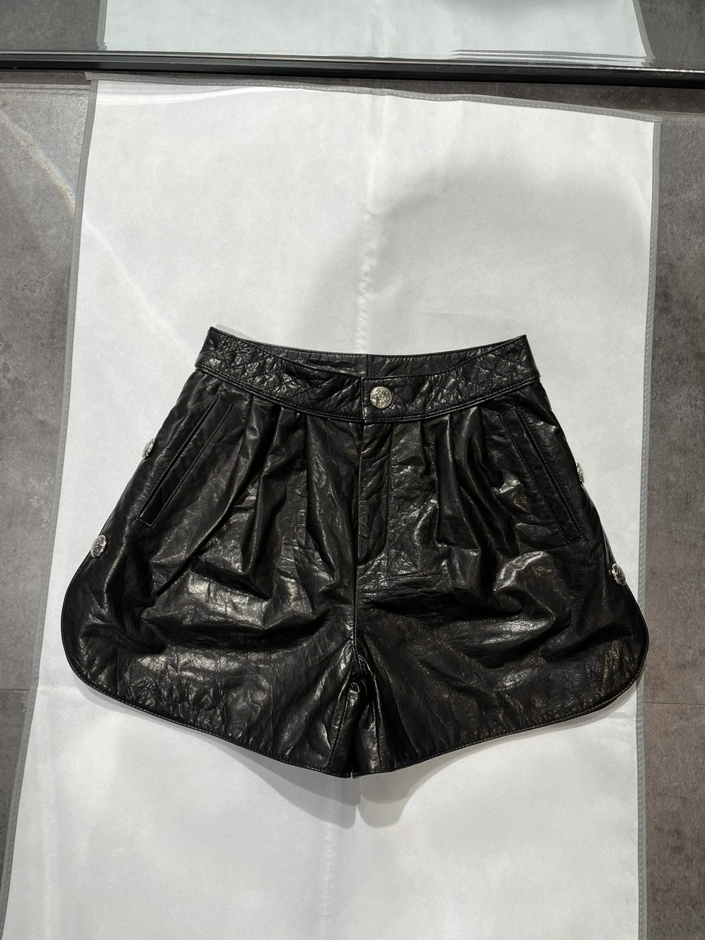 Шорты Женские Chanel 10088596