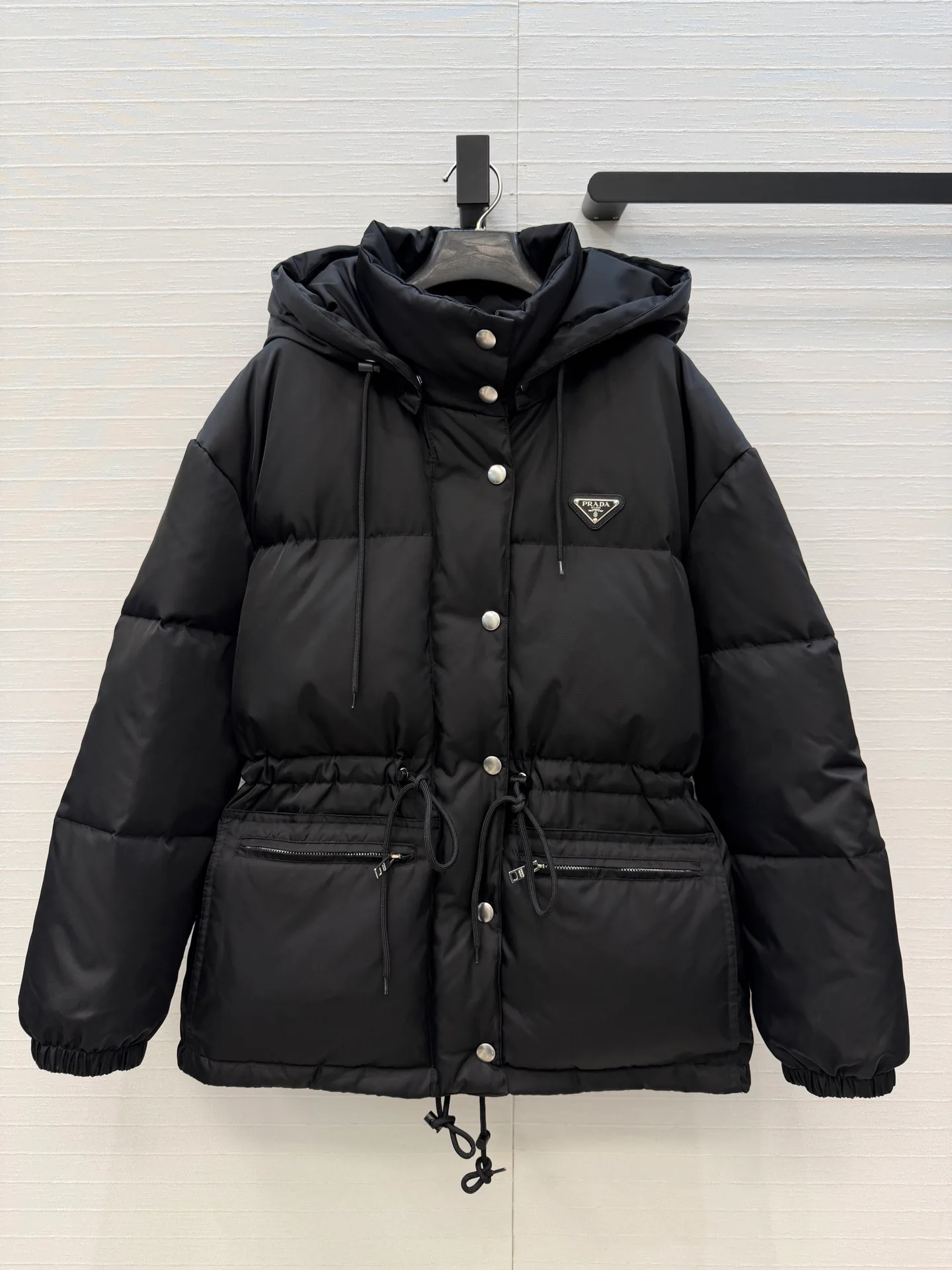 Куртки И Пуховики Женские Prada 18046888