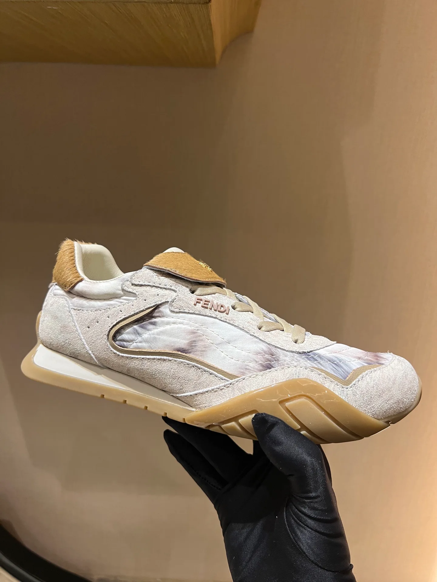 Кроссовки Женские Fendi 3281822