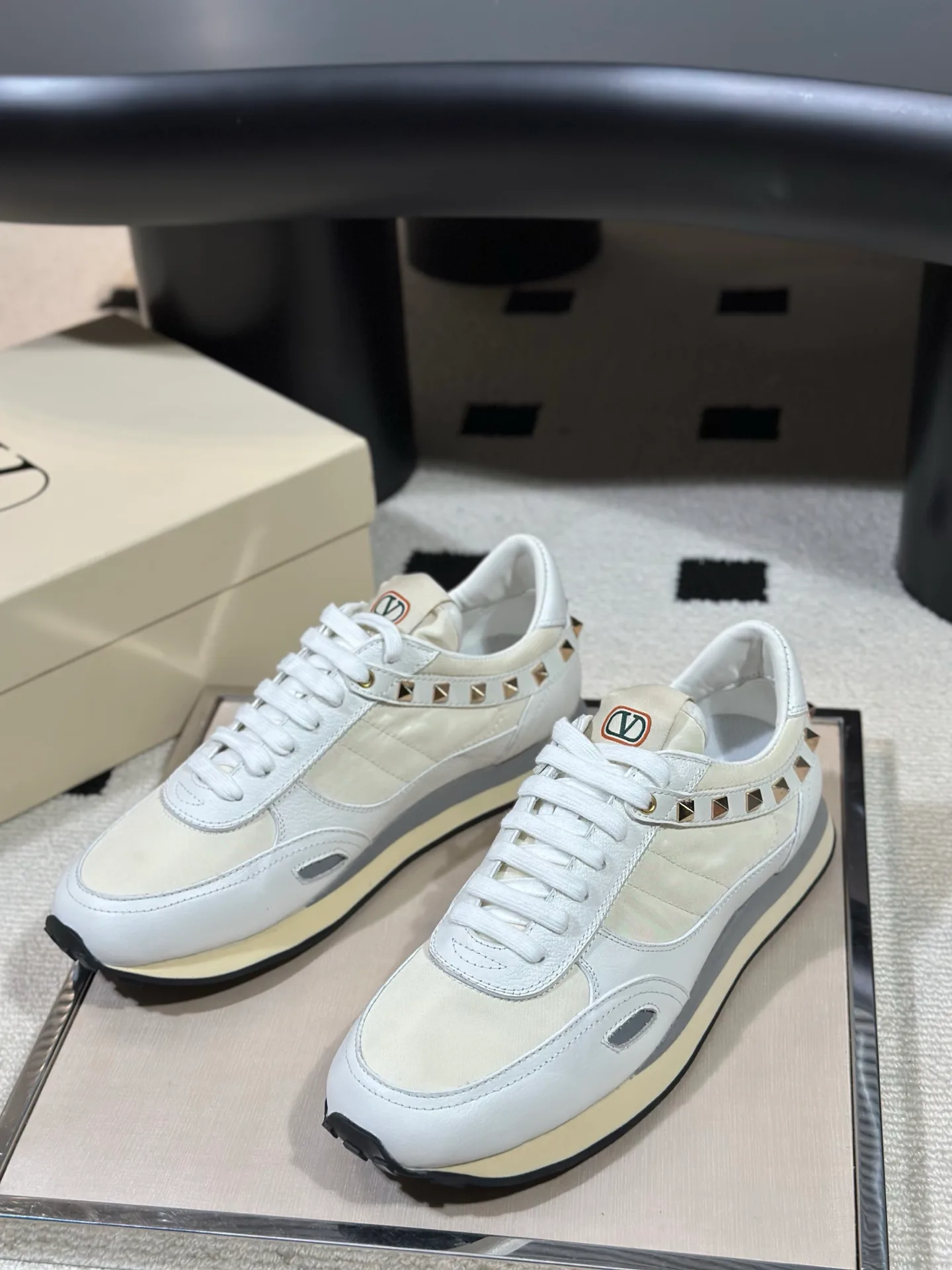 Кроссовки Мужские Valentino 17978704