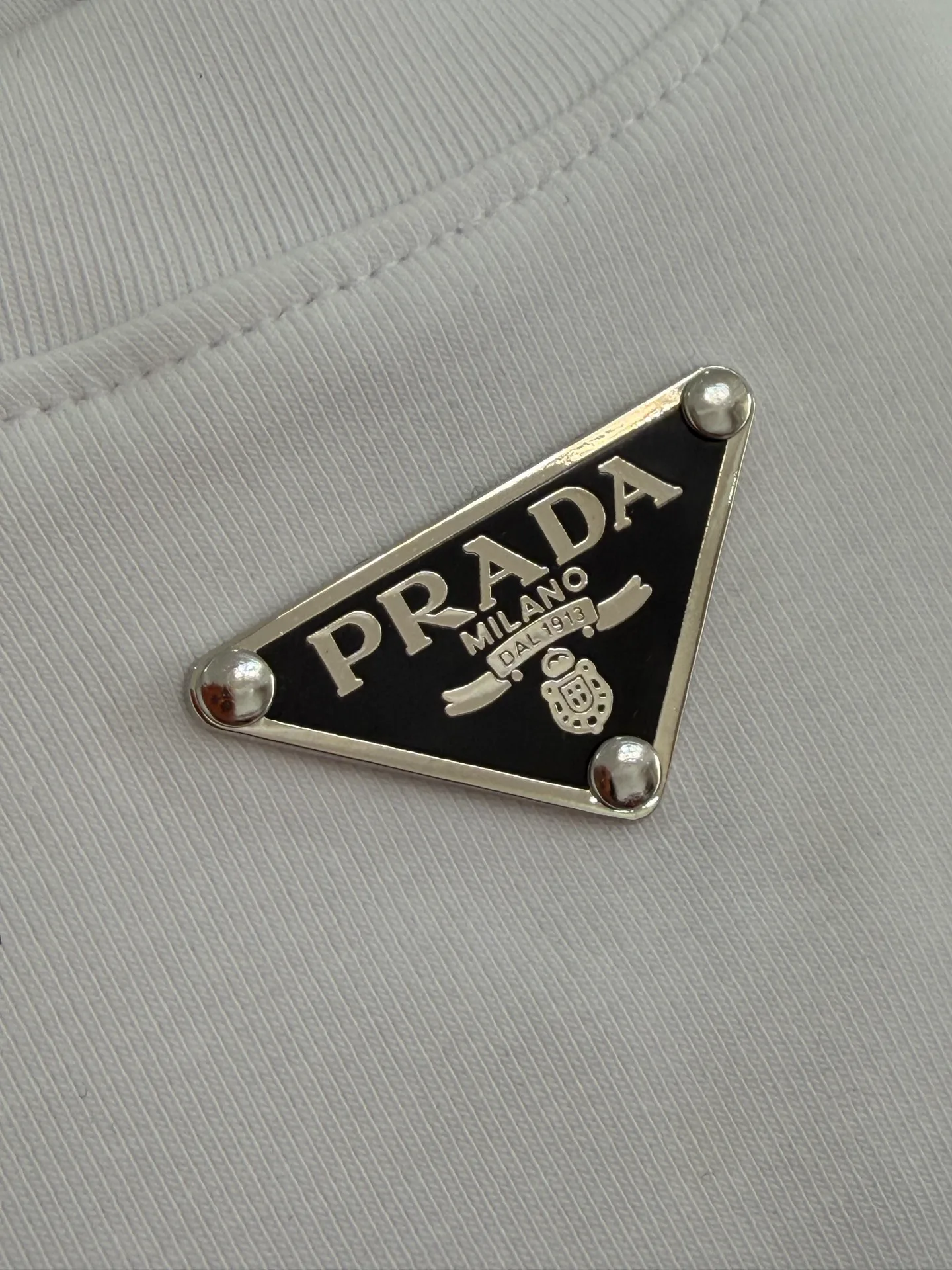 Футболки Женские Prada 11811812