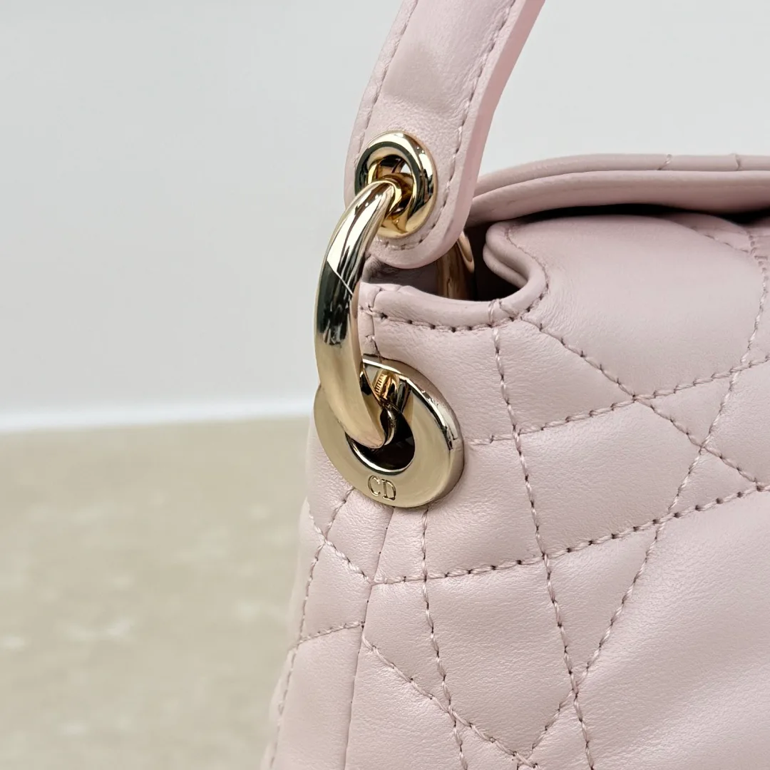 Классические Сумки Женские Christian Dior 18187855