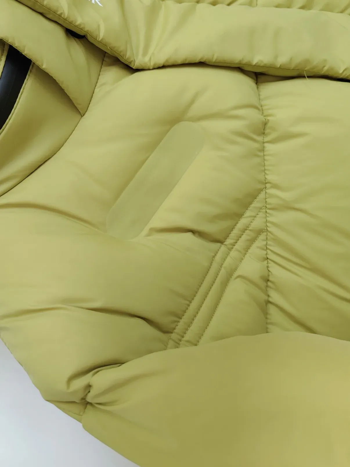 Куртки И Пуховики Женские Moncler 2496