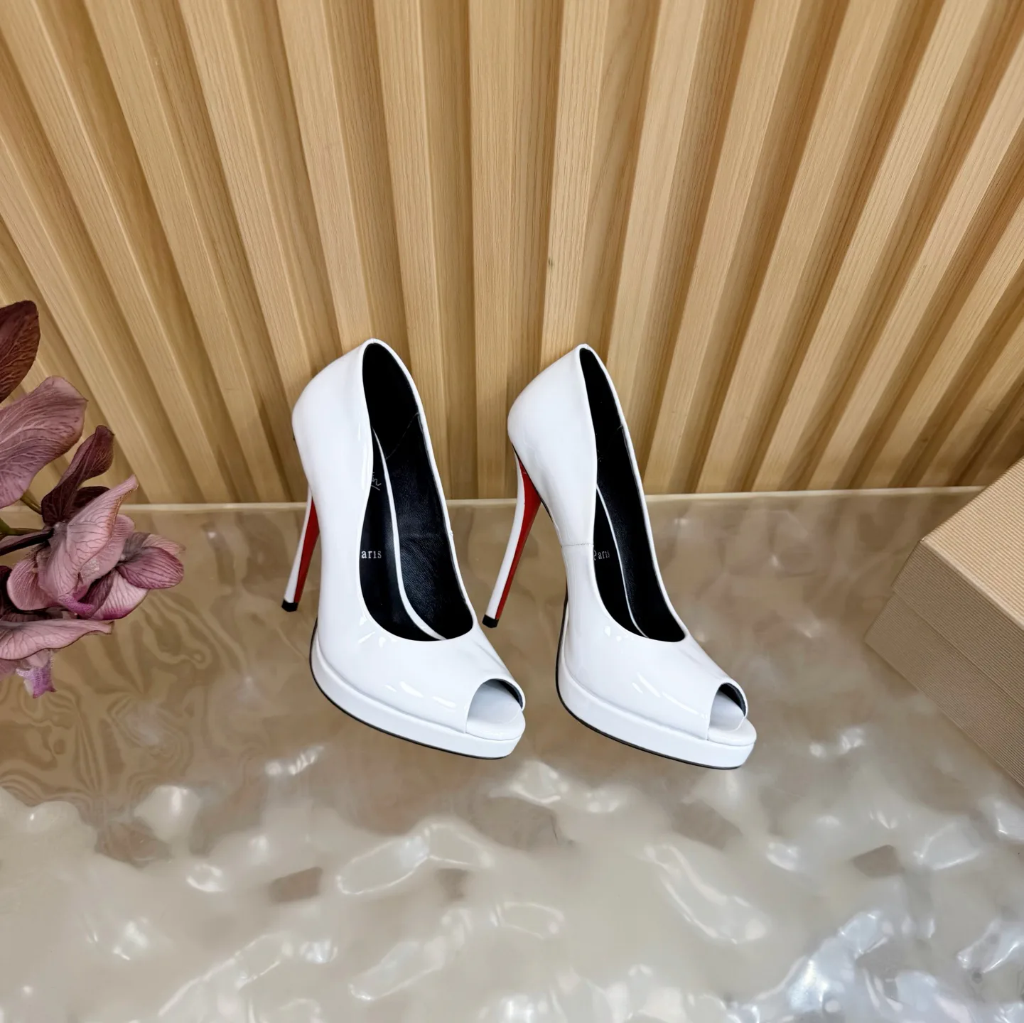 Туфли Женские Christian Louboutin 9707816
