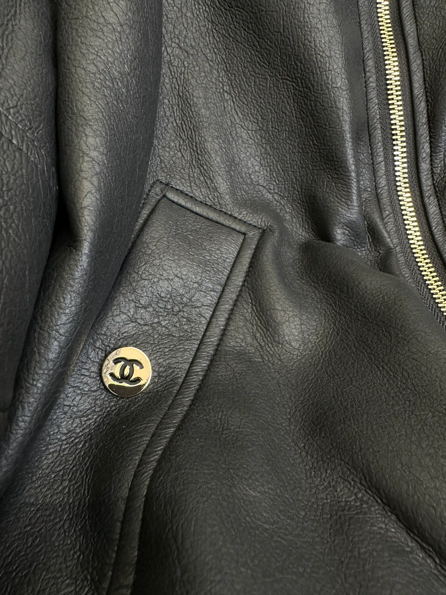 Кожаные Куртки И Дублёнки Женские Chanel 18138555