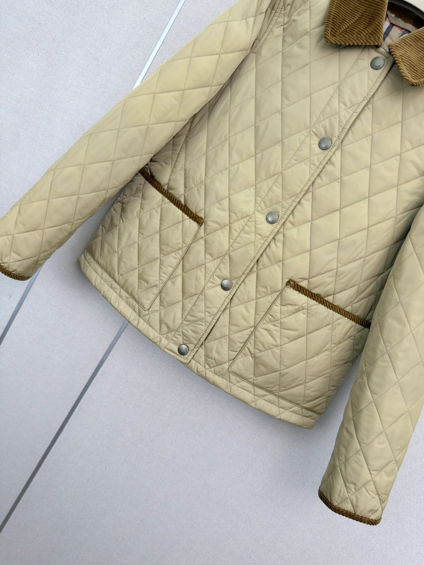 Куртки И Пуховики Женские Burberry 18056787