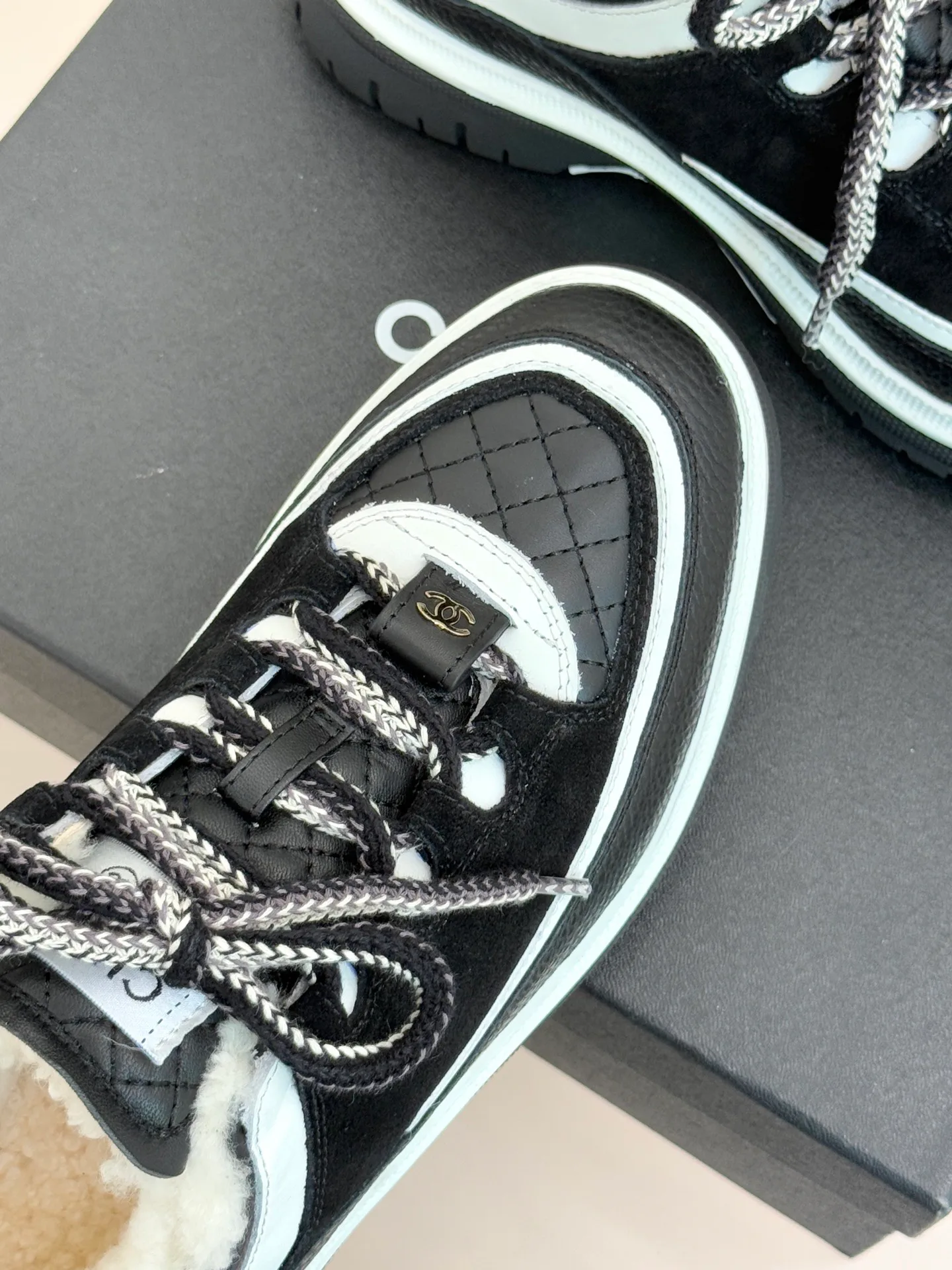 Кроссовки Женские Chanel 231661