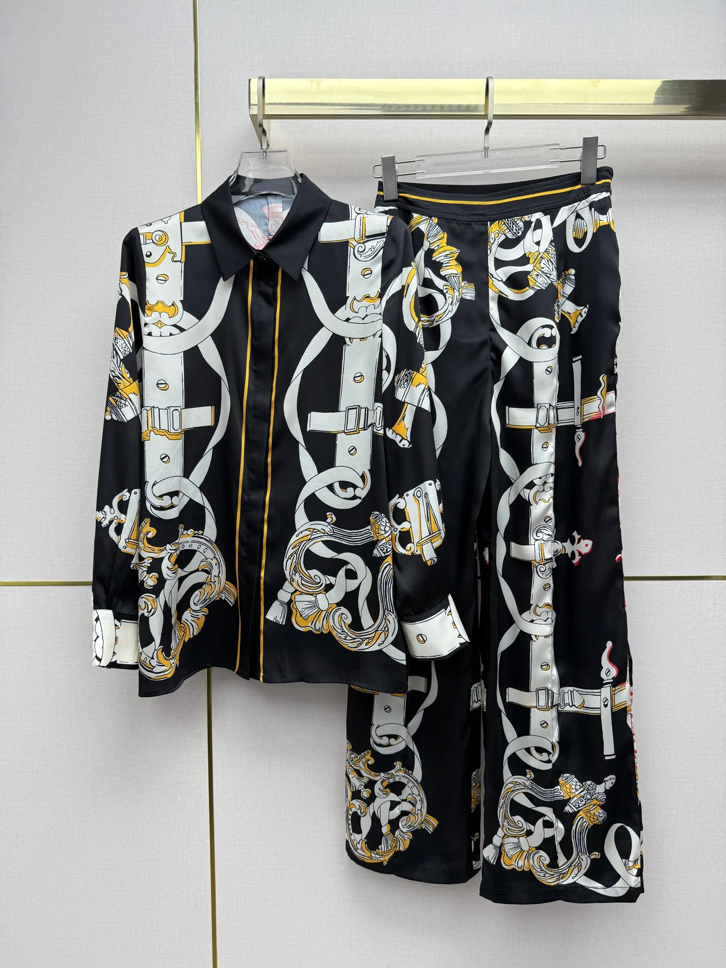 Костюмы Женские Hermes 10895544