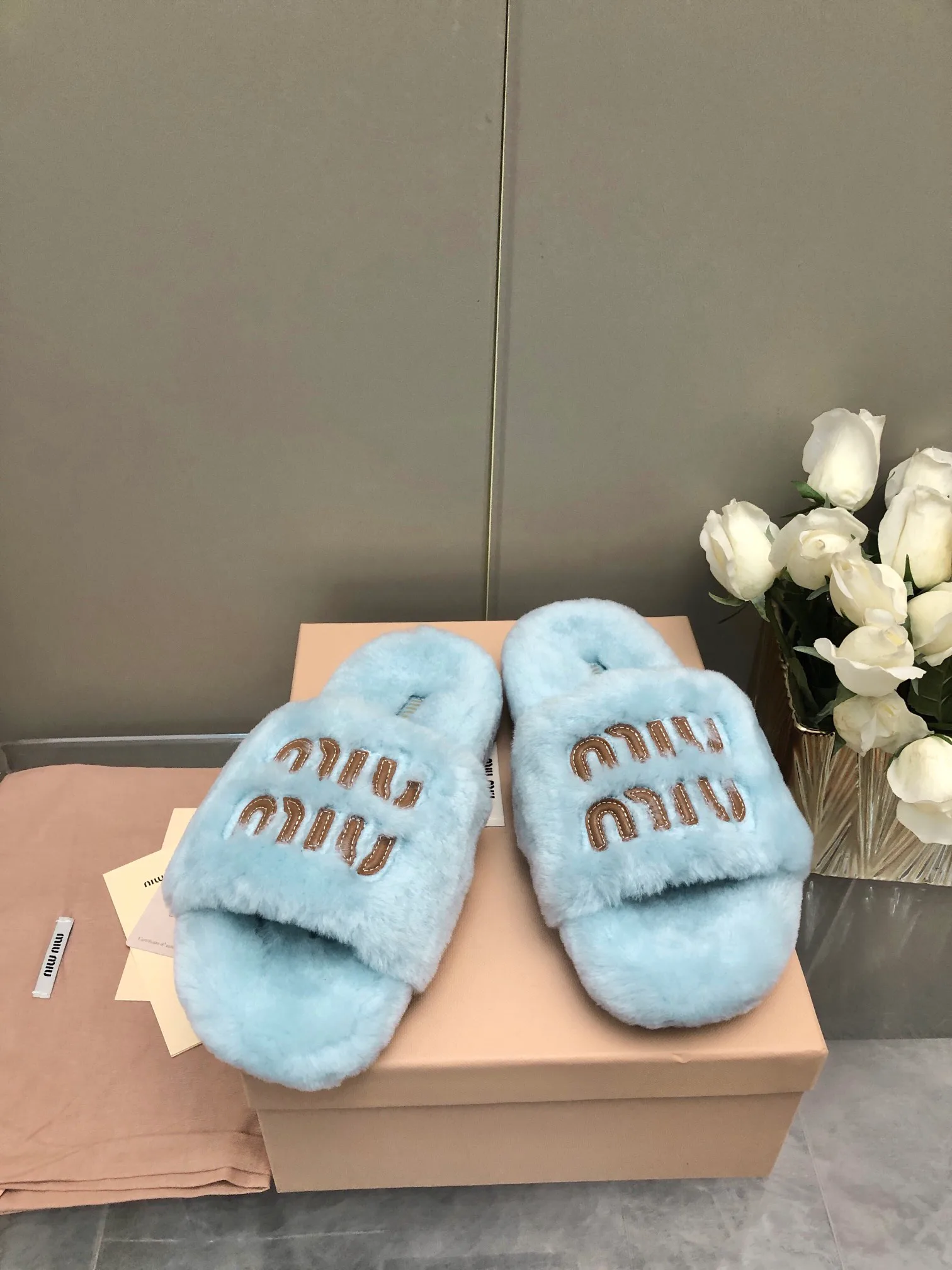 Тапочки Женские Miu Miu 18005822