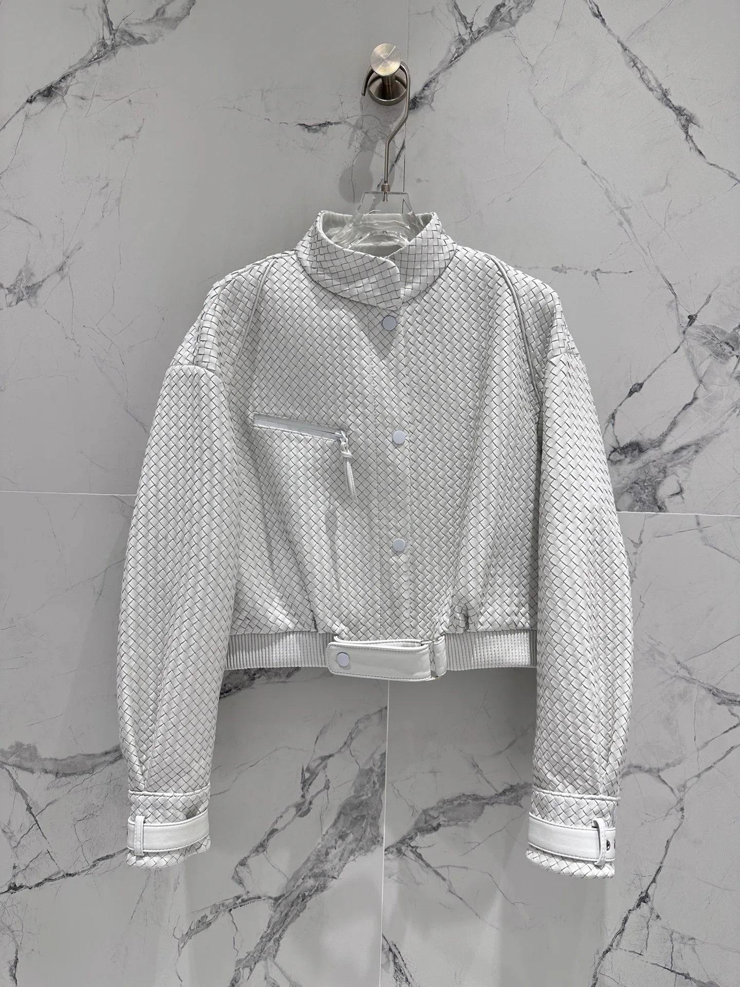 Кожаные Куртки И Дублёнки Женские Bottega Veneta 11759382
