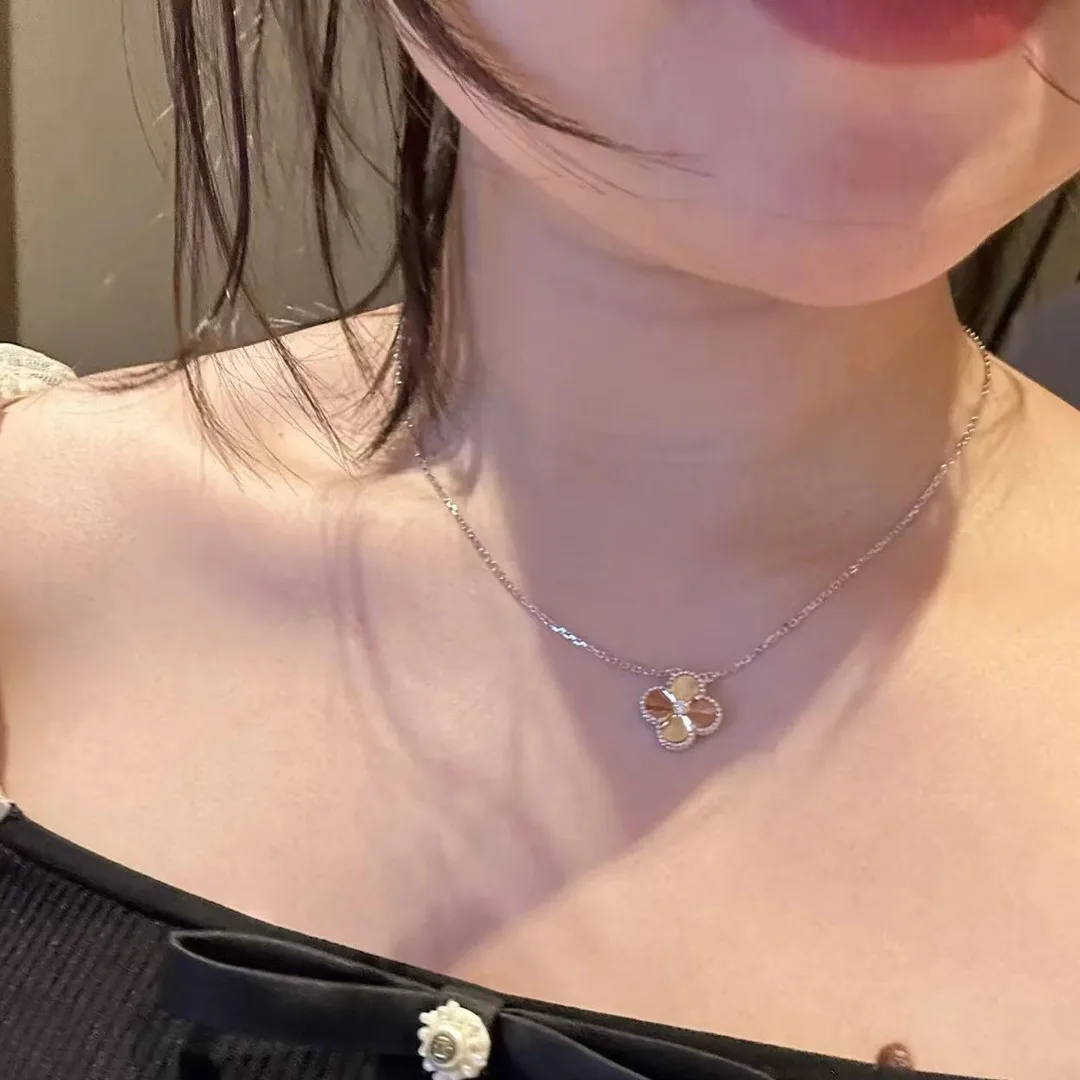 Бижутерия Van Cleef & Arpels 99287