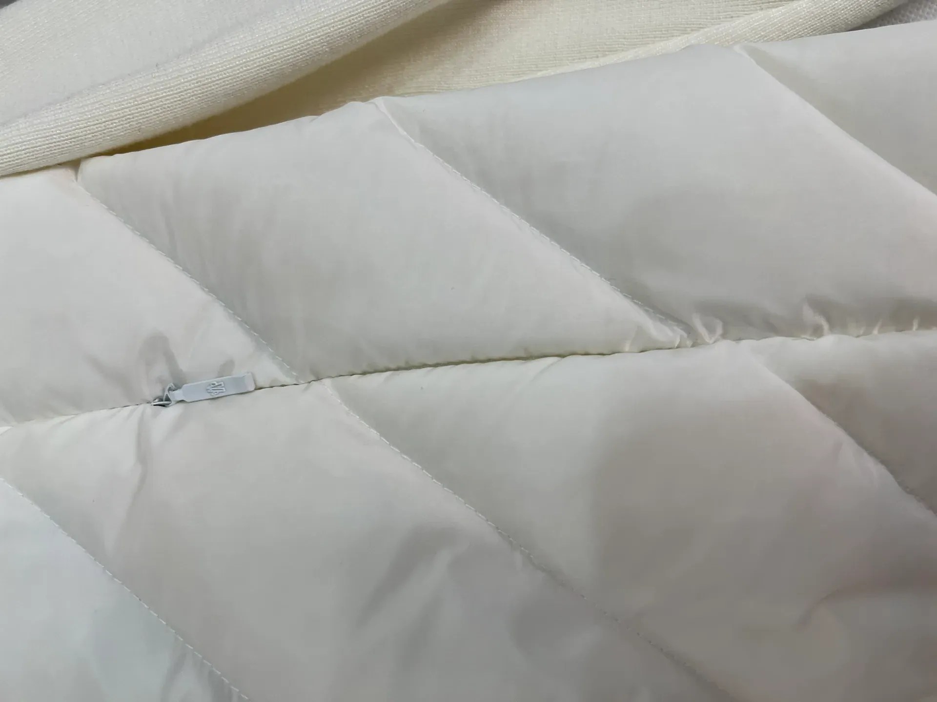 Куртки И Пуховики Женские Moncler 106118