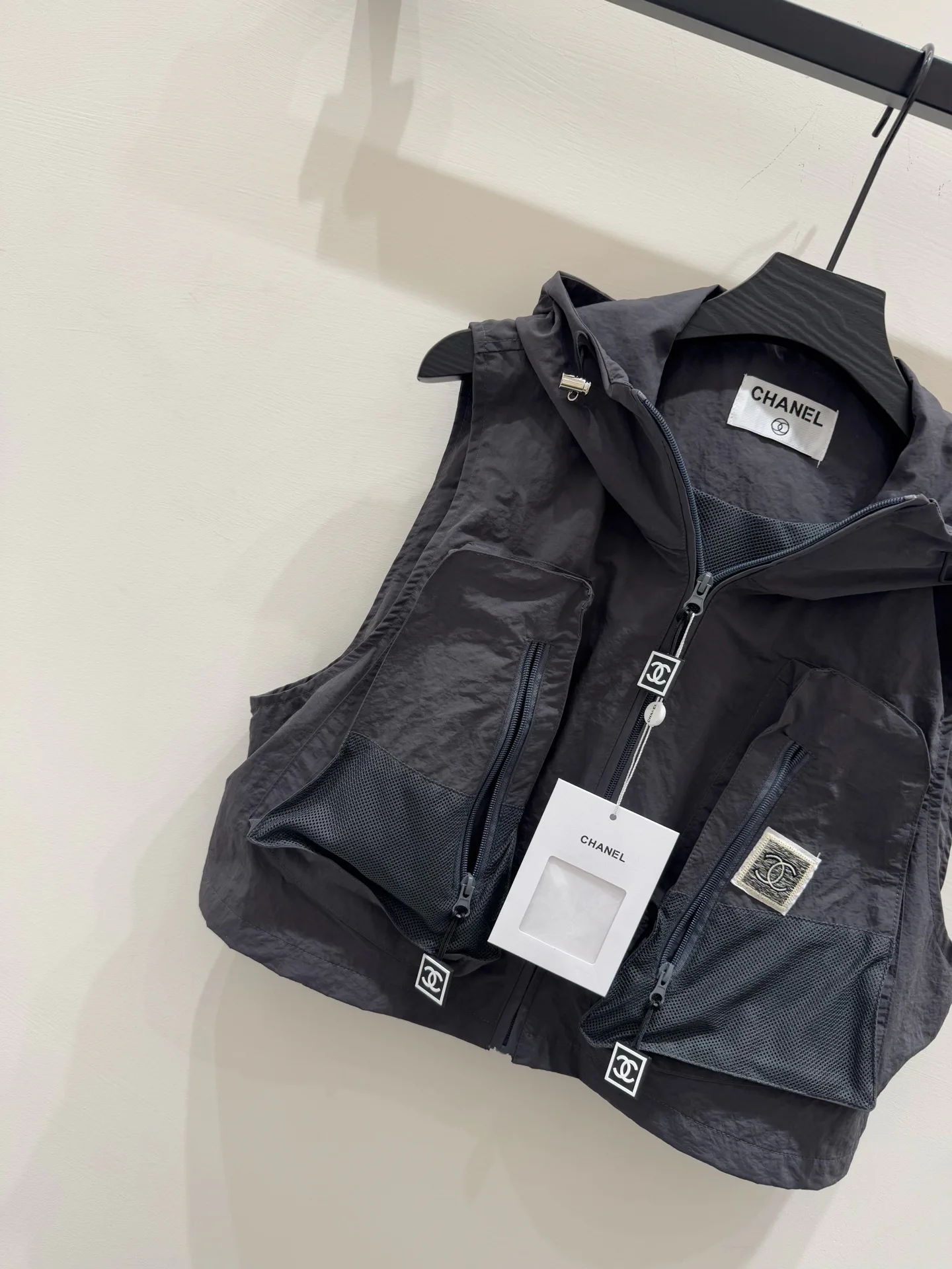 Жилеты Женские Chanel 12625484