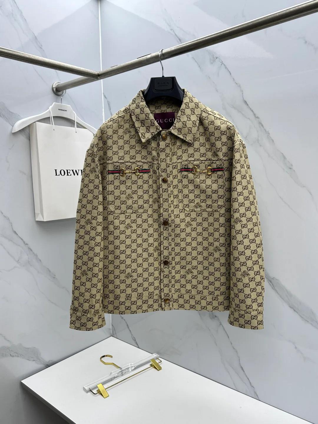 Куртки И Пуховики Мужские Gucci 18246860