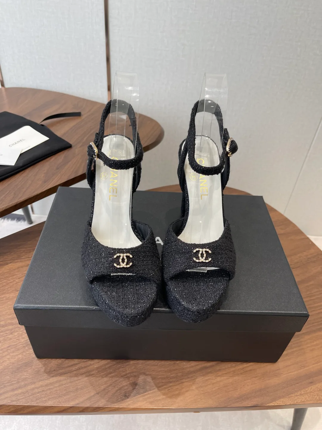 Босоножки Женские Chanel 11483301
