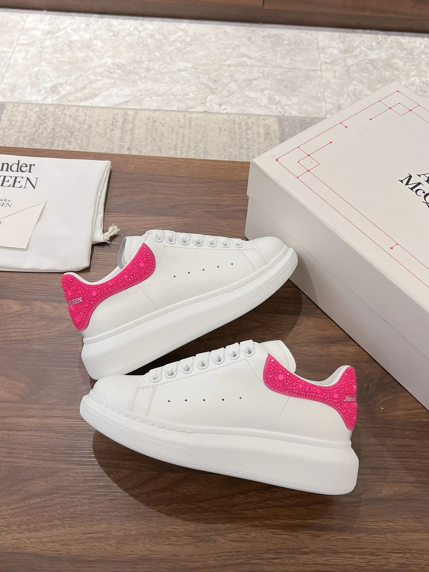 Кроссовки Женские Alexander Mcqueen 3446201