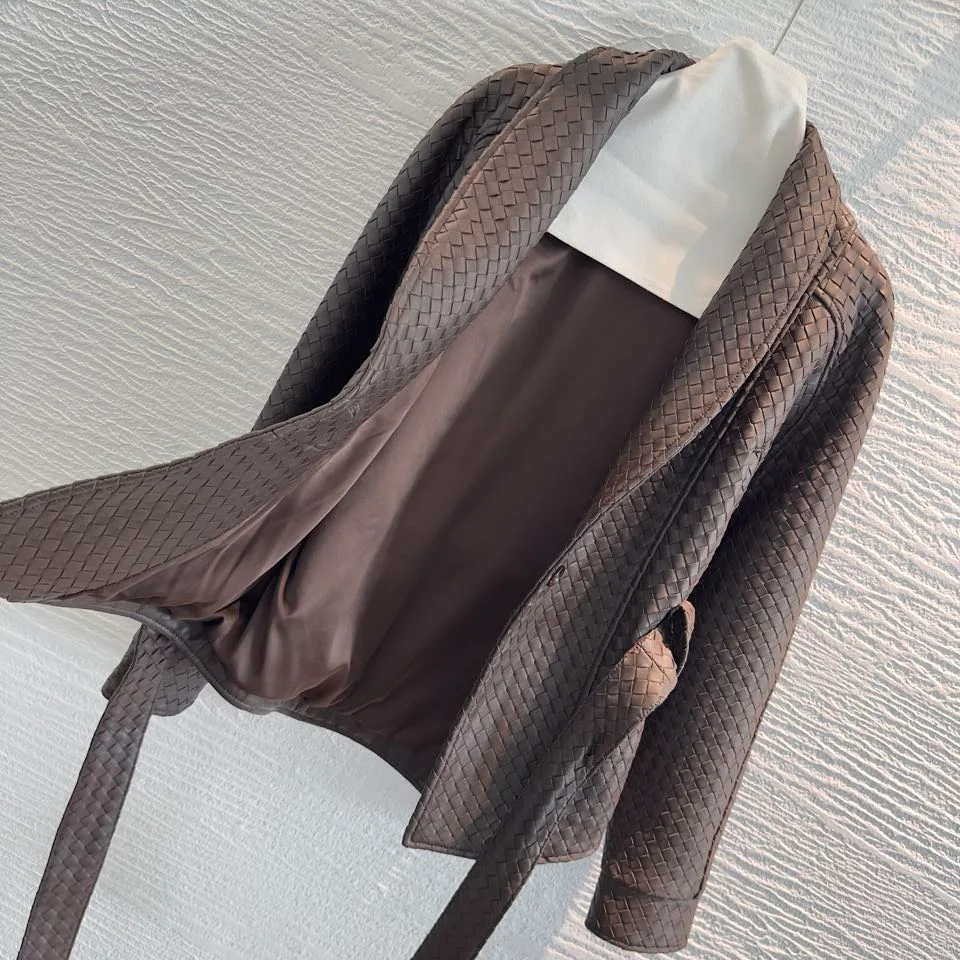 Кожаные Куртки И Дублёнки Женские Bottega Veneta 17471214