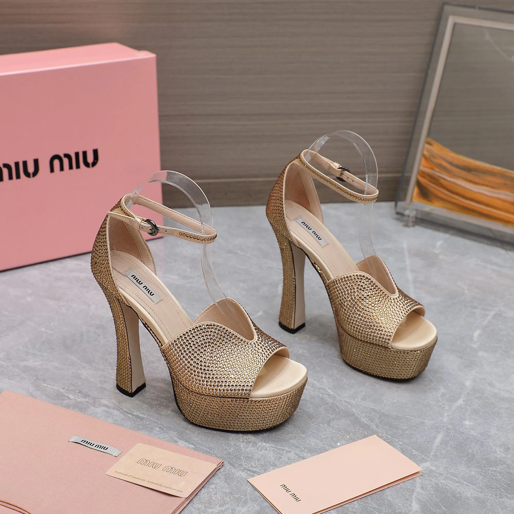 Босоножки Женские Miu Miu 11416359