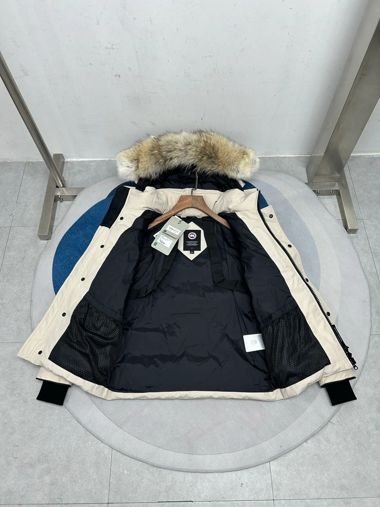 Куртки И Пуховики Мужские Canada Goose 1527030