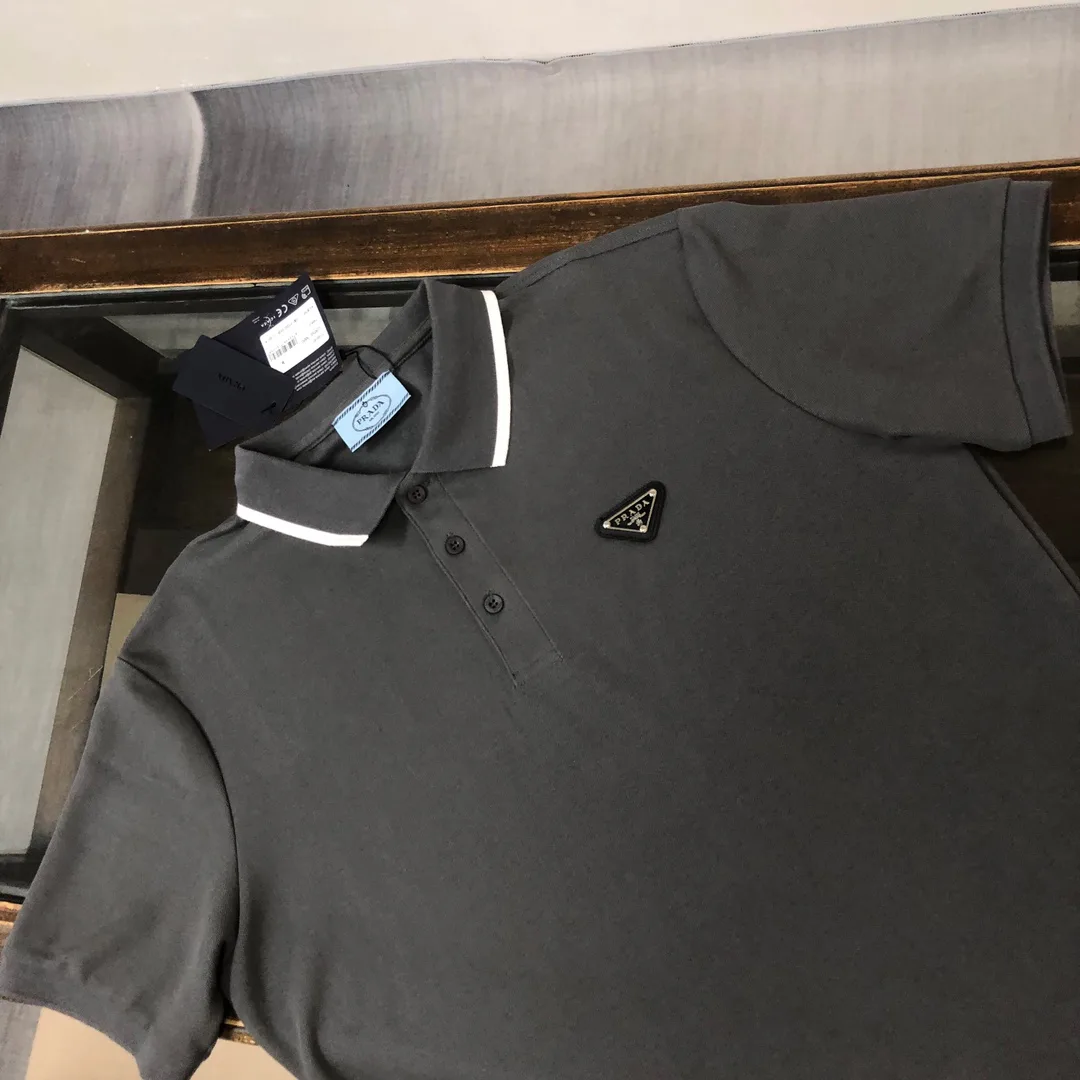 Футболки Женские Prada 8521