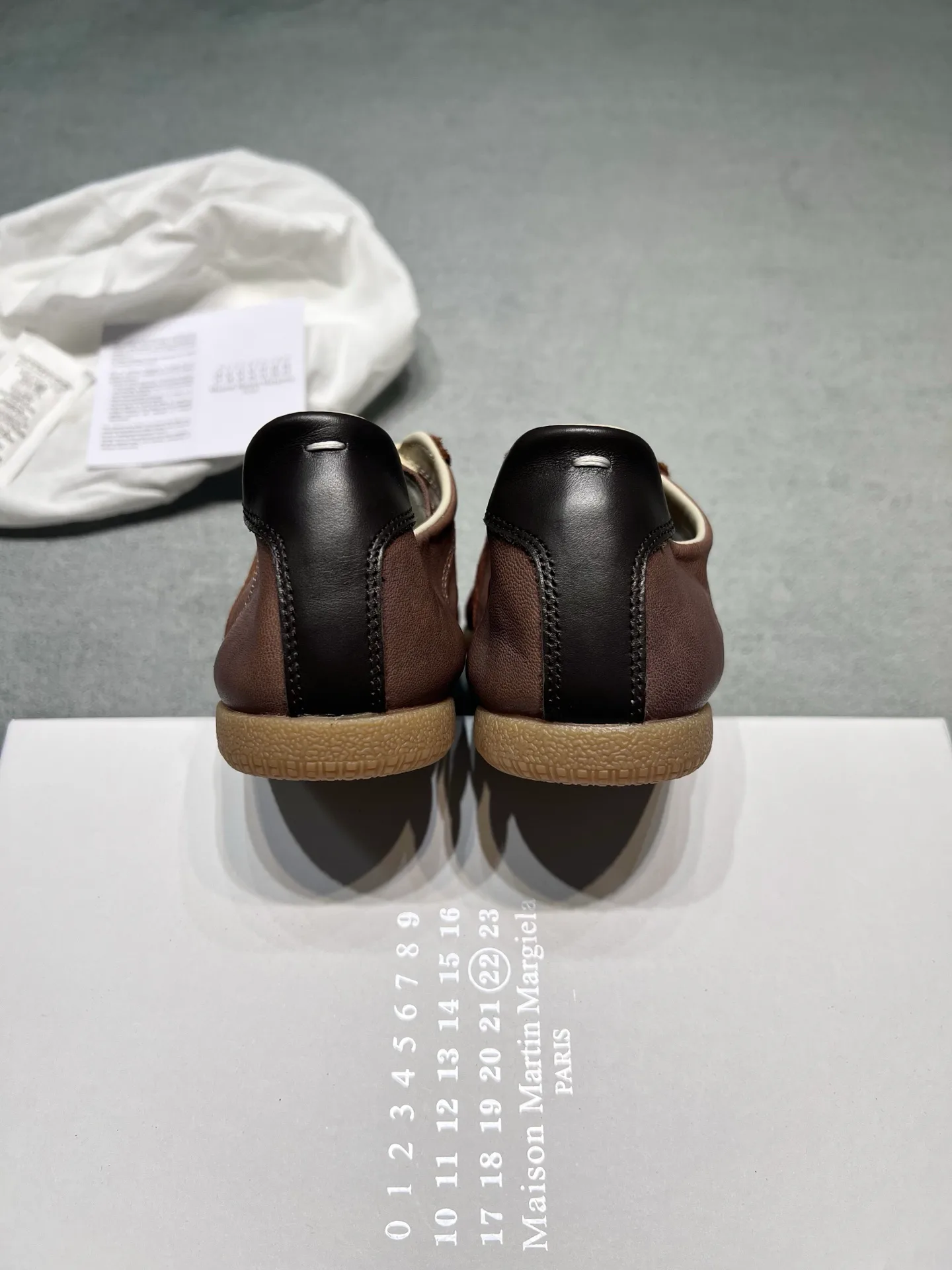 Кроссовки Женские Maison Margiela 18366873