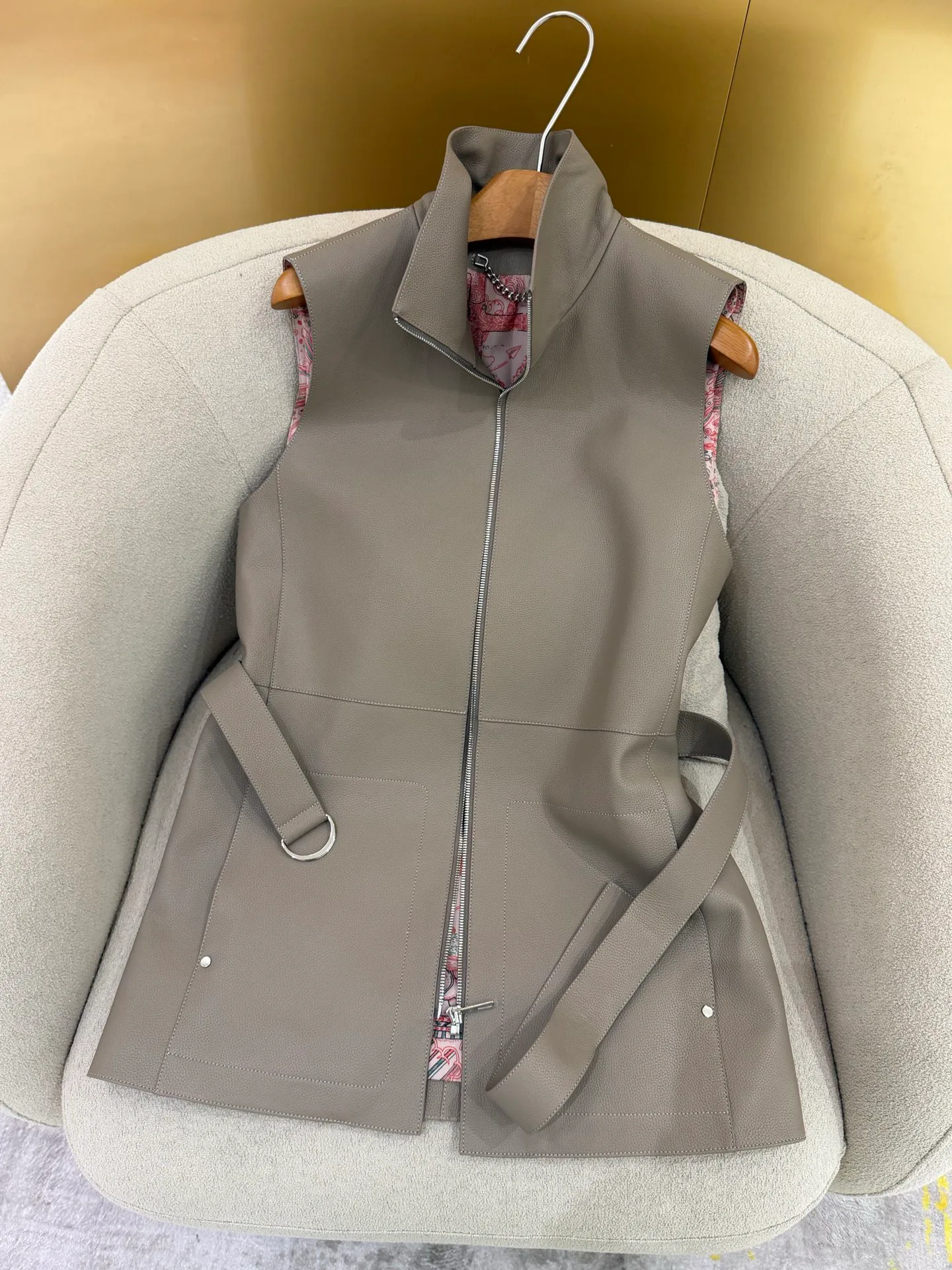 Жилеты Женские Hermes 19253087