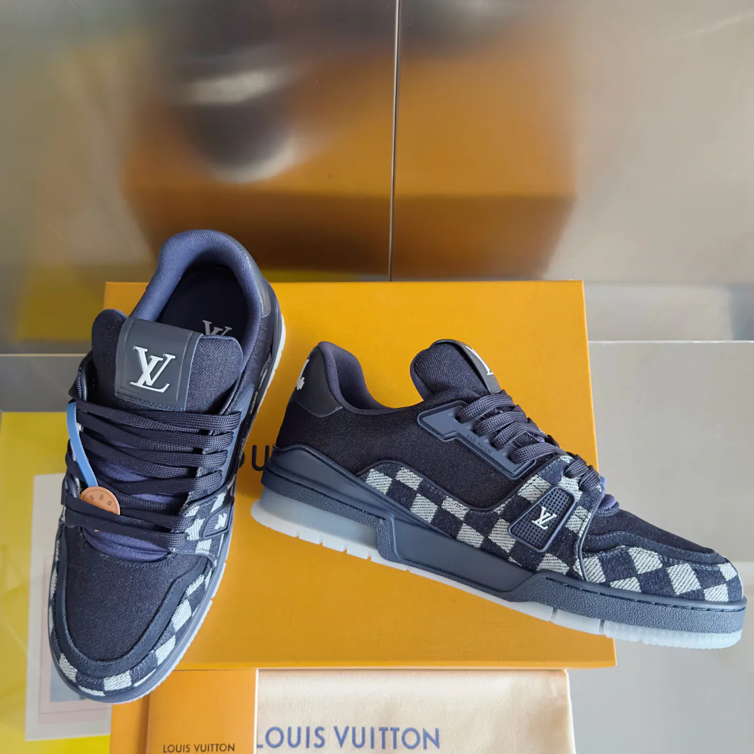 Кроссовки Женские Louis Vuitton 1546677