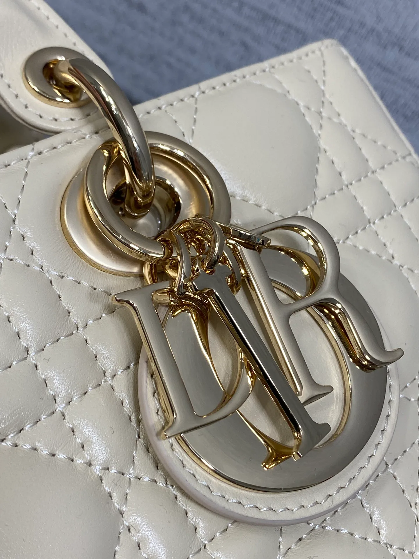 Классические Сумки Женские Christian Dior 12242734