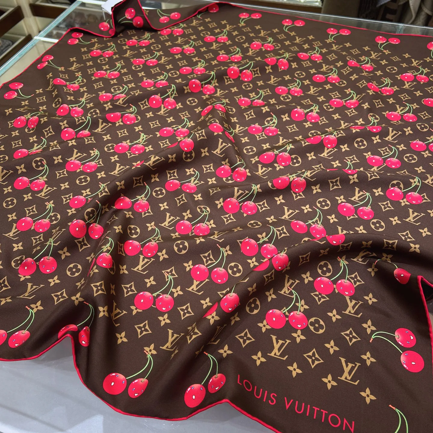 Шарфы Louis Vuitton 589917