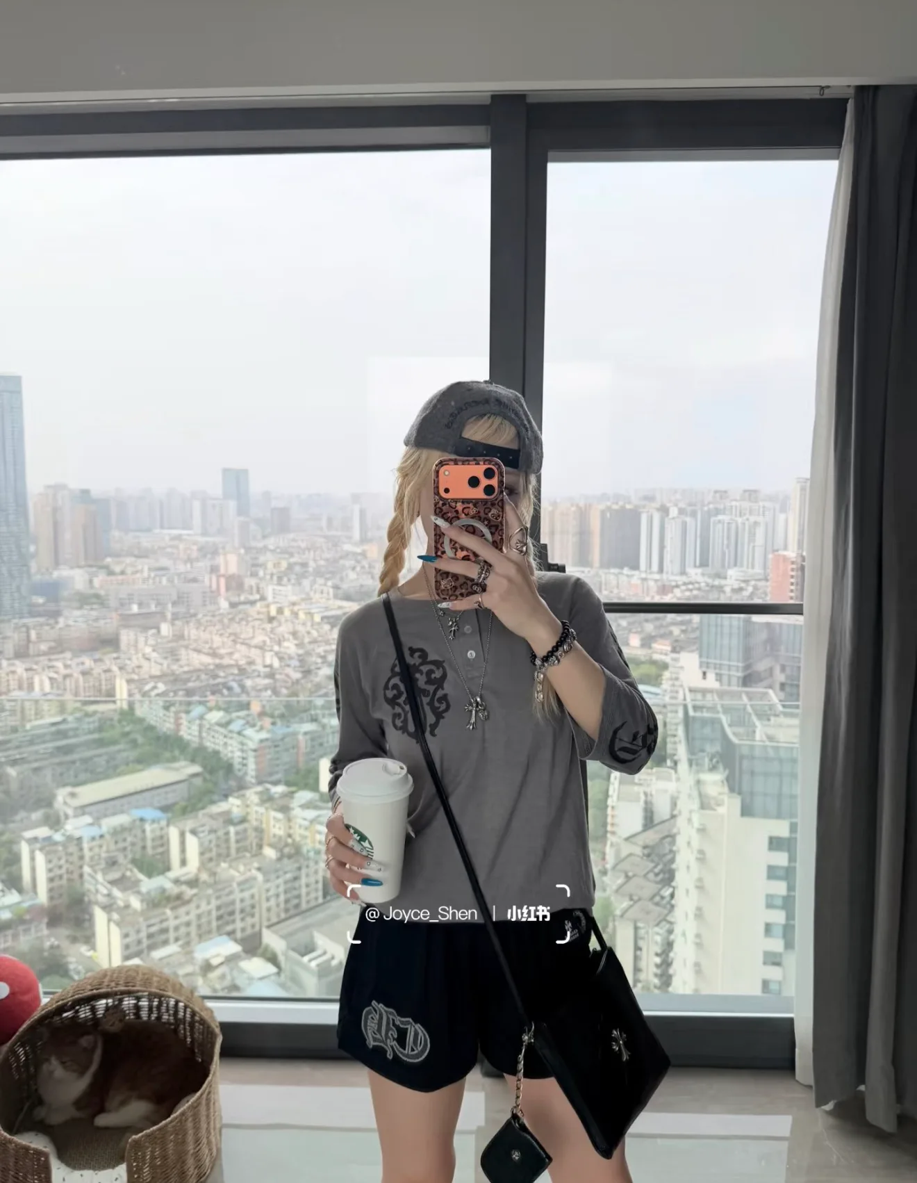 Футболки Женские Chrome Hearts 16980733