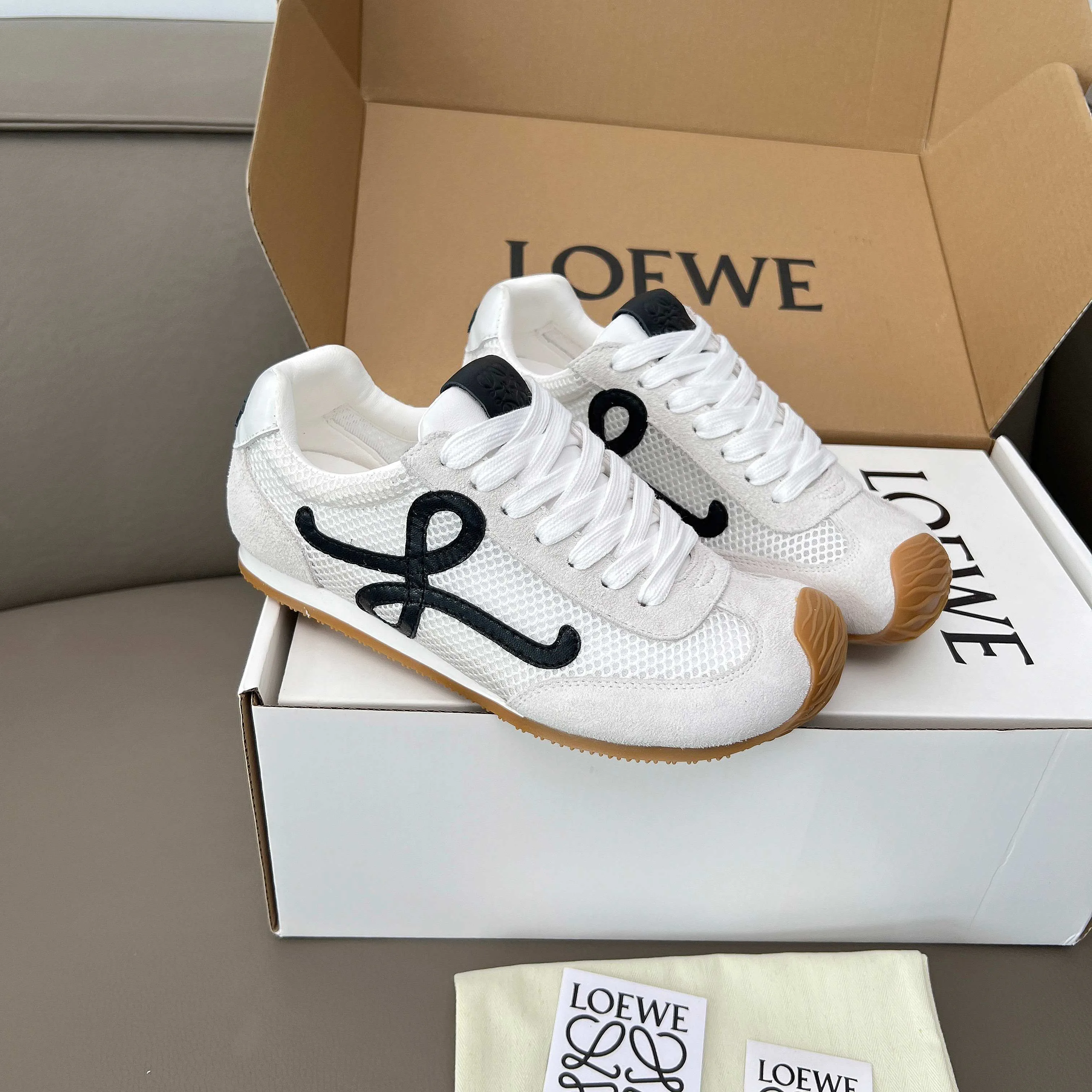 Кроссовки Женские Loewe 18011186