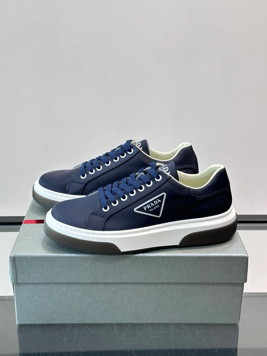Кроссовки Мужские Prada 17913729