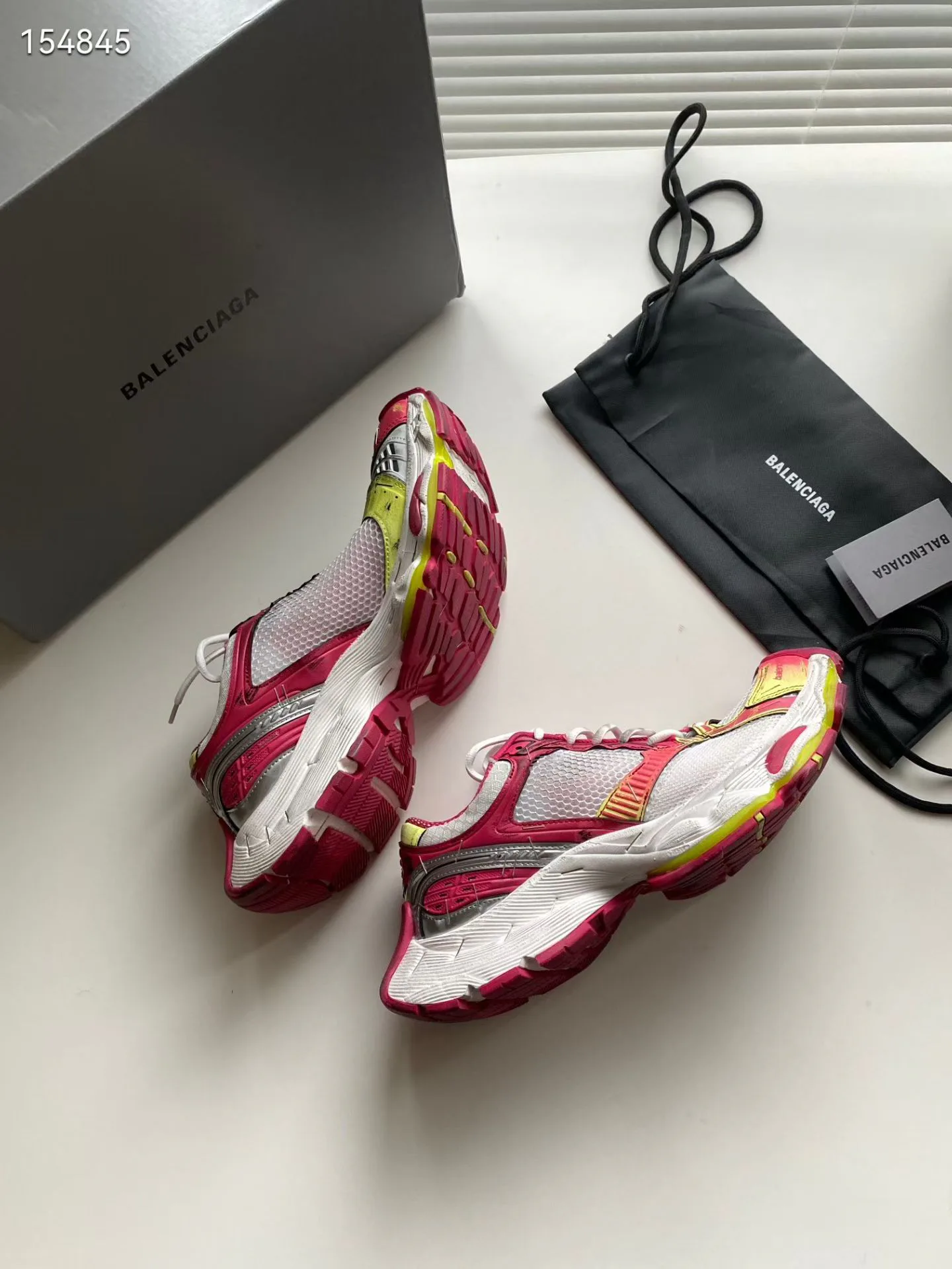 Кроссовки Женские Balenciaga 110608