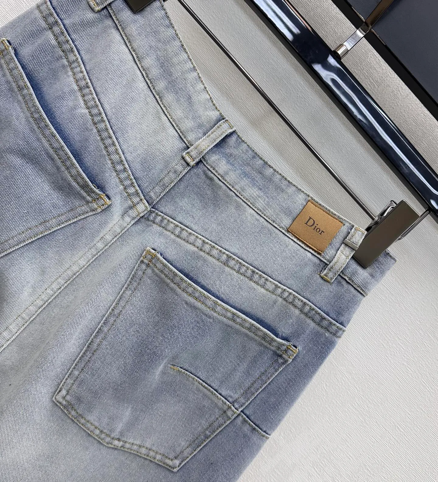 Джинсы Женские Christian Dior 11673867